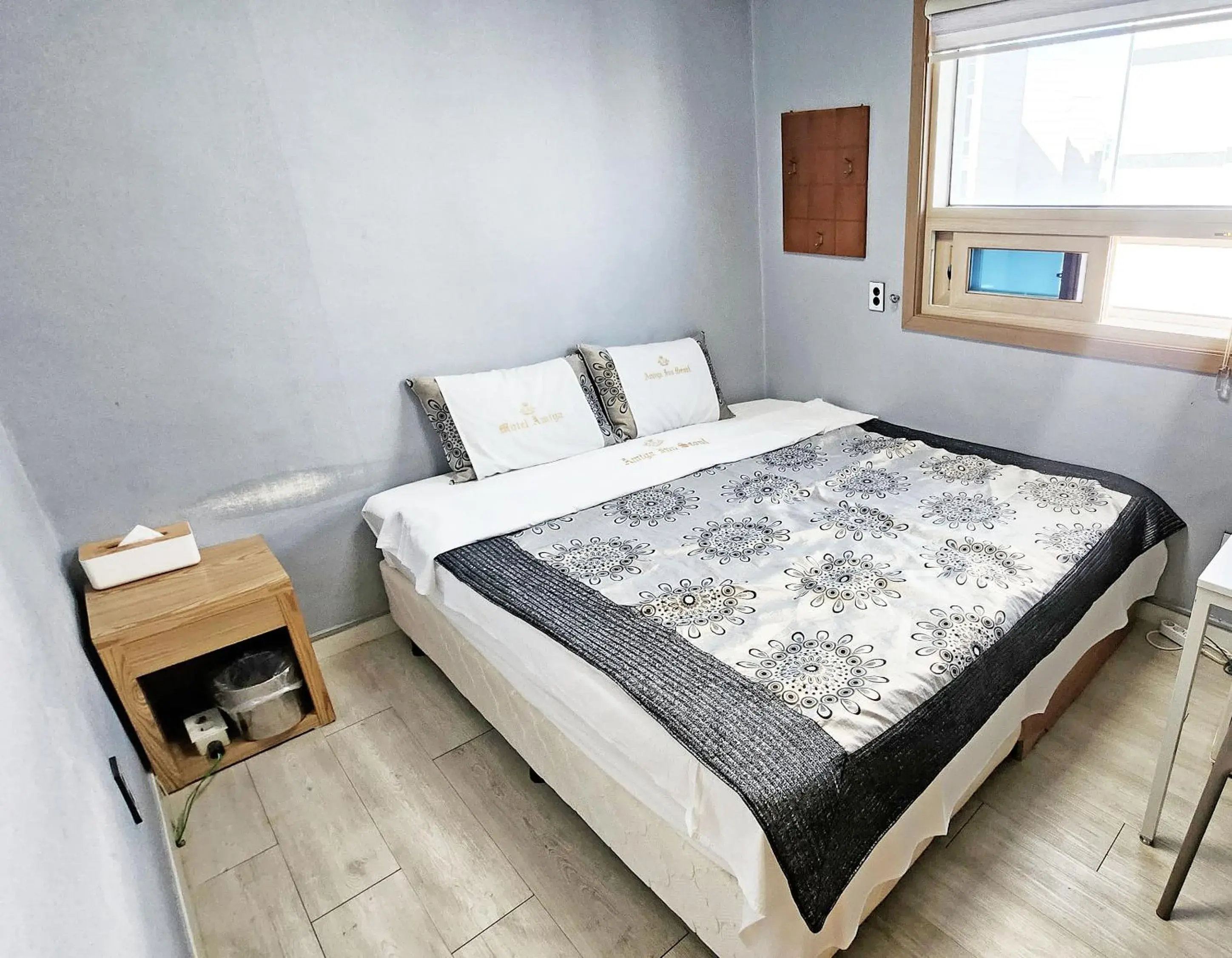 Standard Double Room in Amiga Inn Seoul Hotel Standard Double Room in Amiga Inn Seoul Hotel