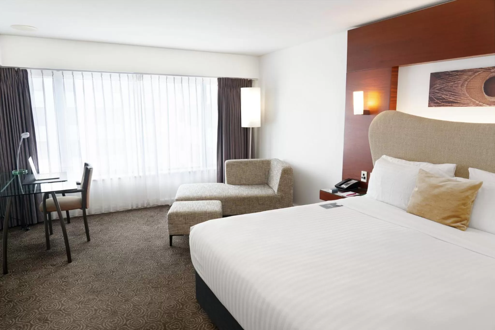Photo of the whole room, Bed in Crowne Plaza Auckland by IHG