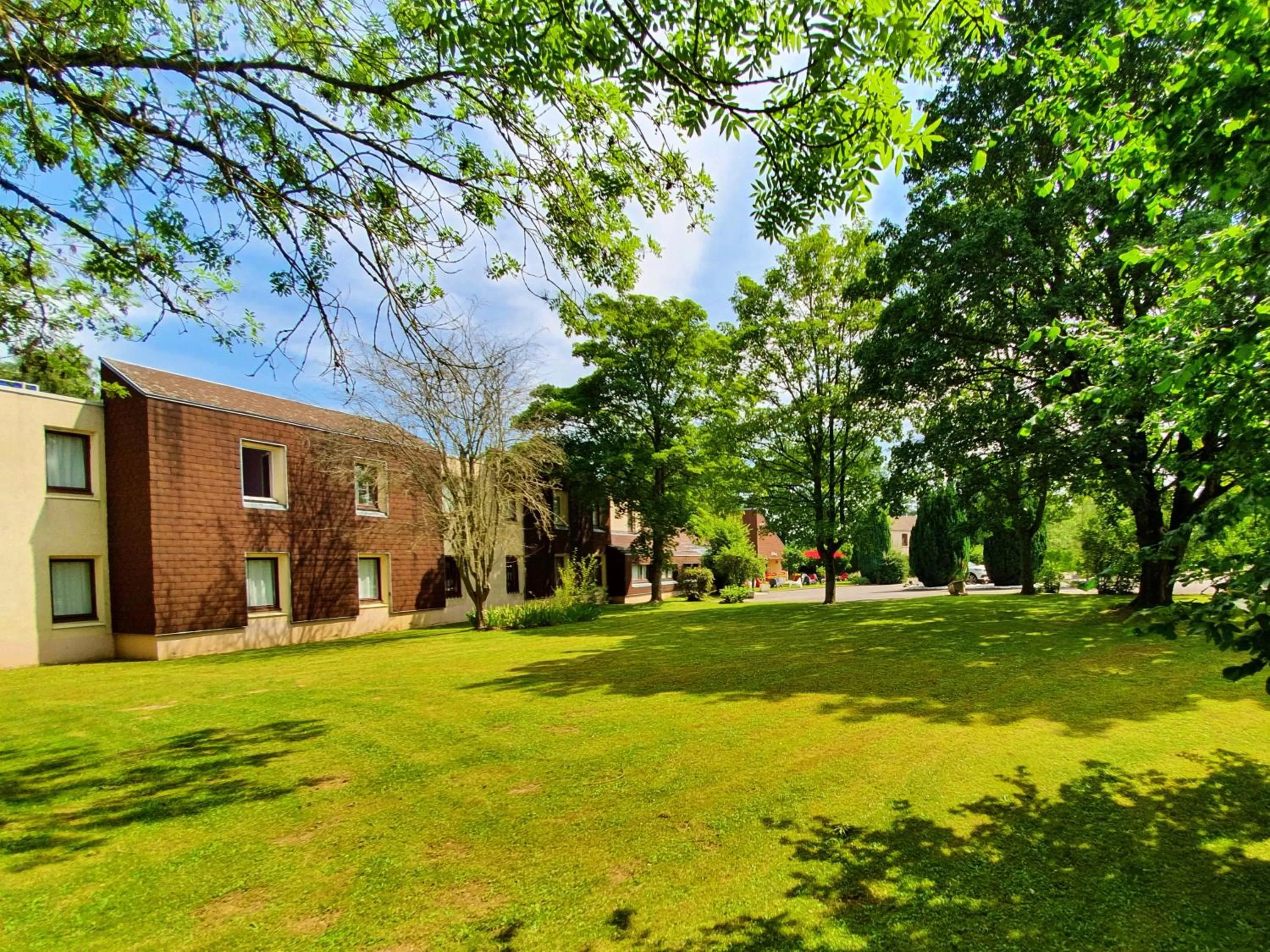 Garden in Hotel Bonanite