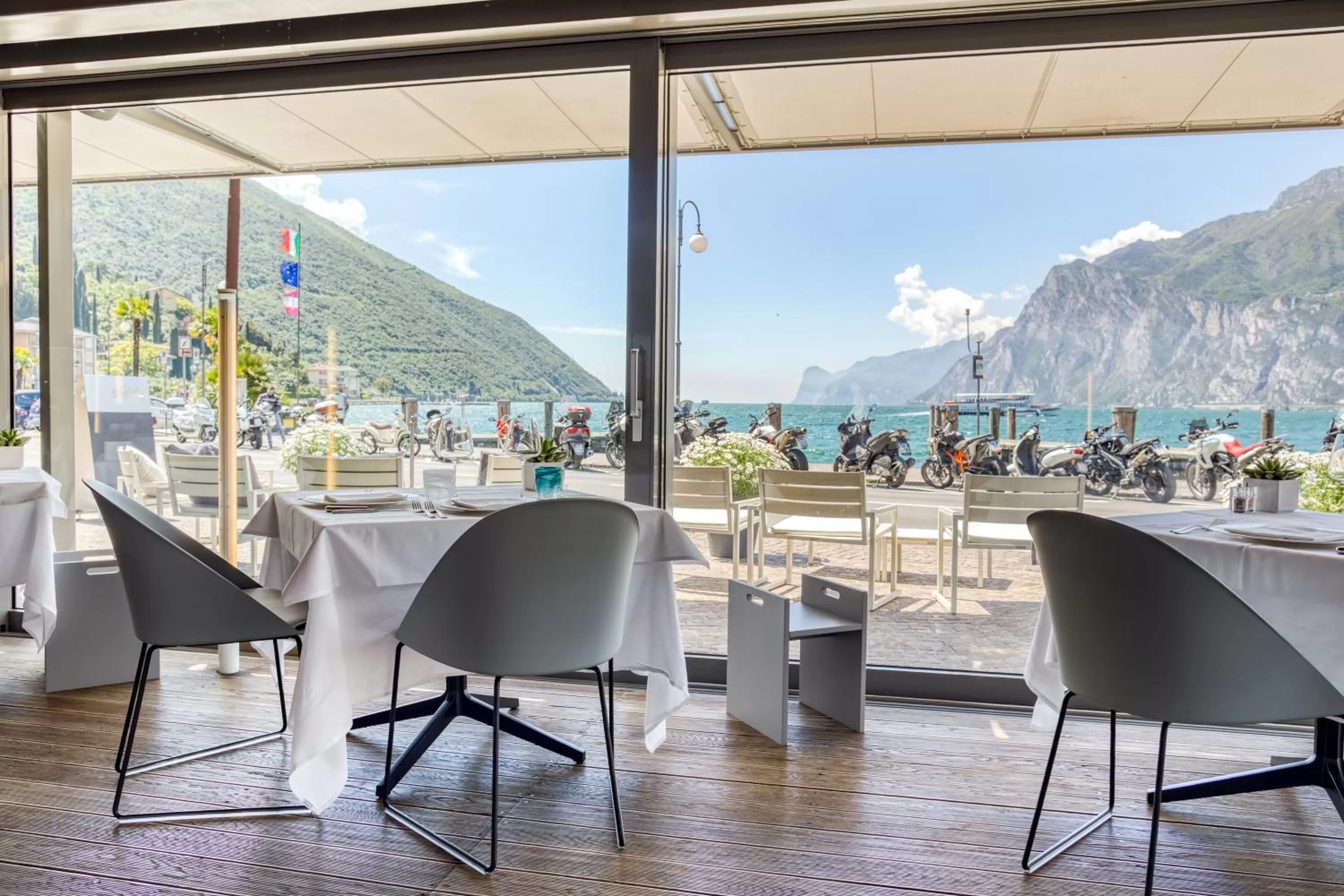 Restaurant/places to eat in Hotel Lago Di Garda