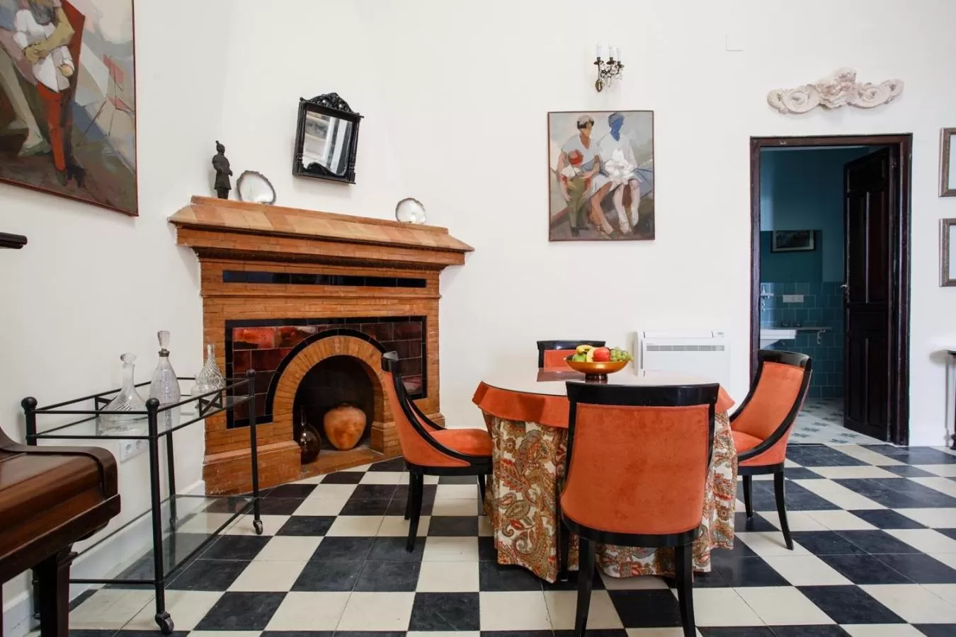Dining area in Suites Machado