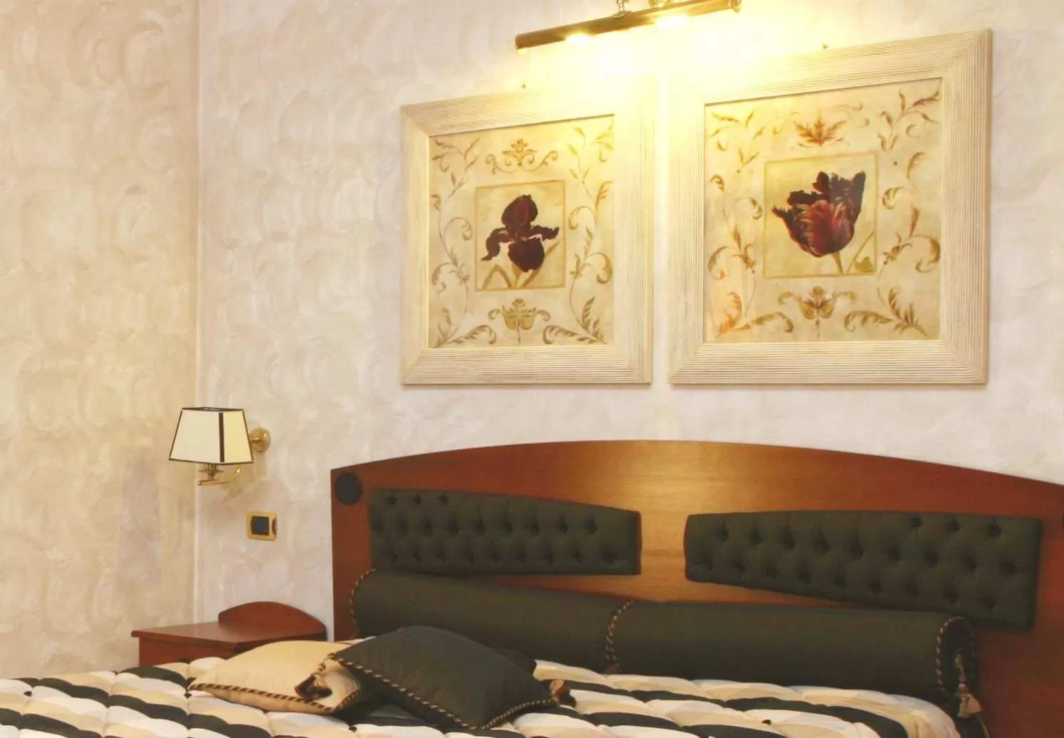 Bedroom in Hotel Columbia Wellness & Spa