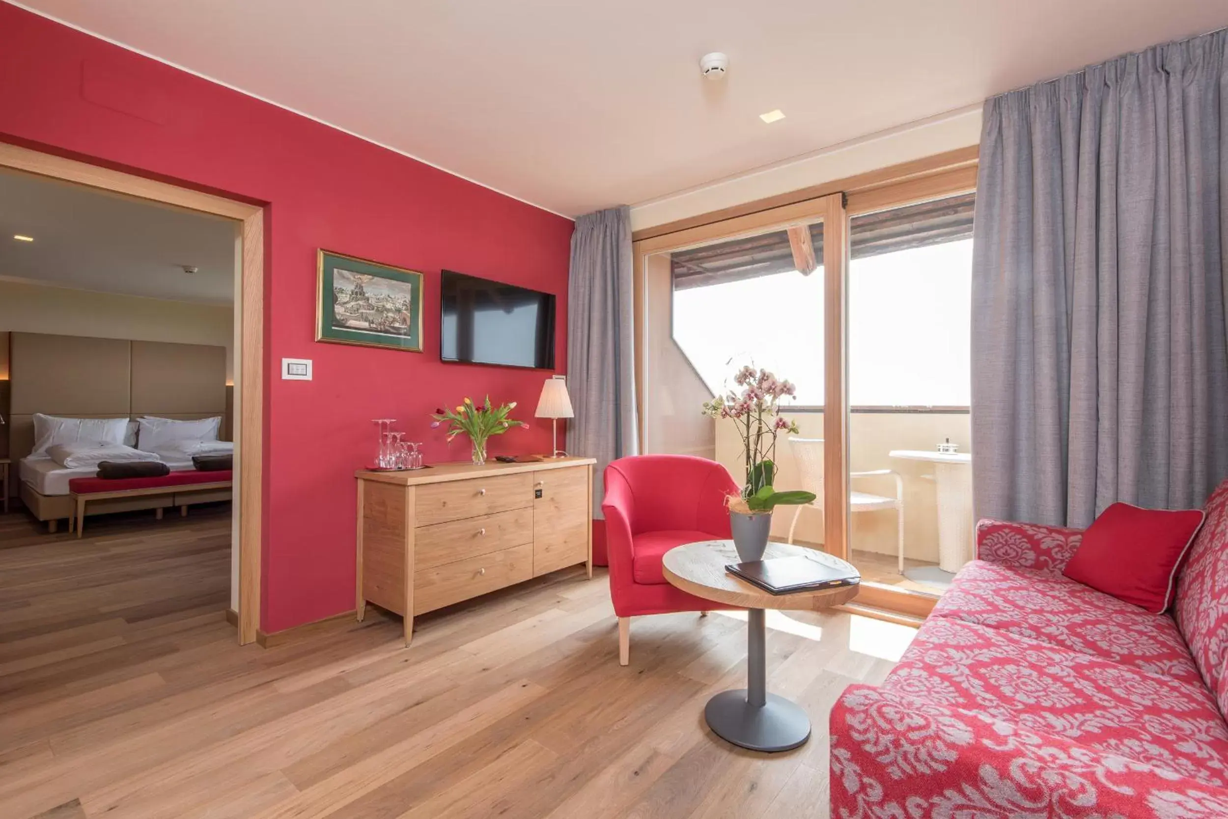 Luxury Suite with Balcony in Hotel Ansitz Kematen ***S Luxury Suite with Balcony in Hotel Ansitz Kematen ***S