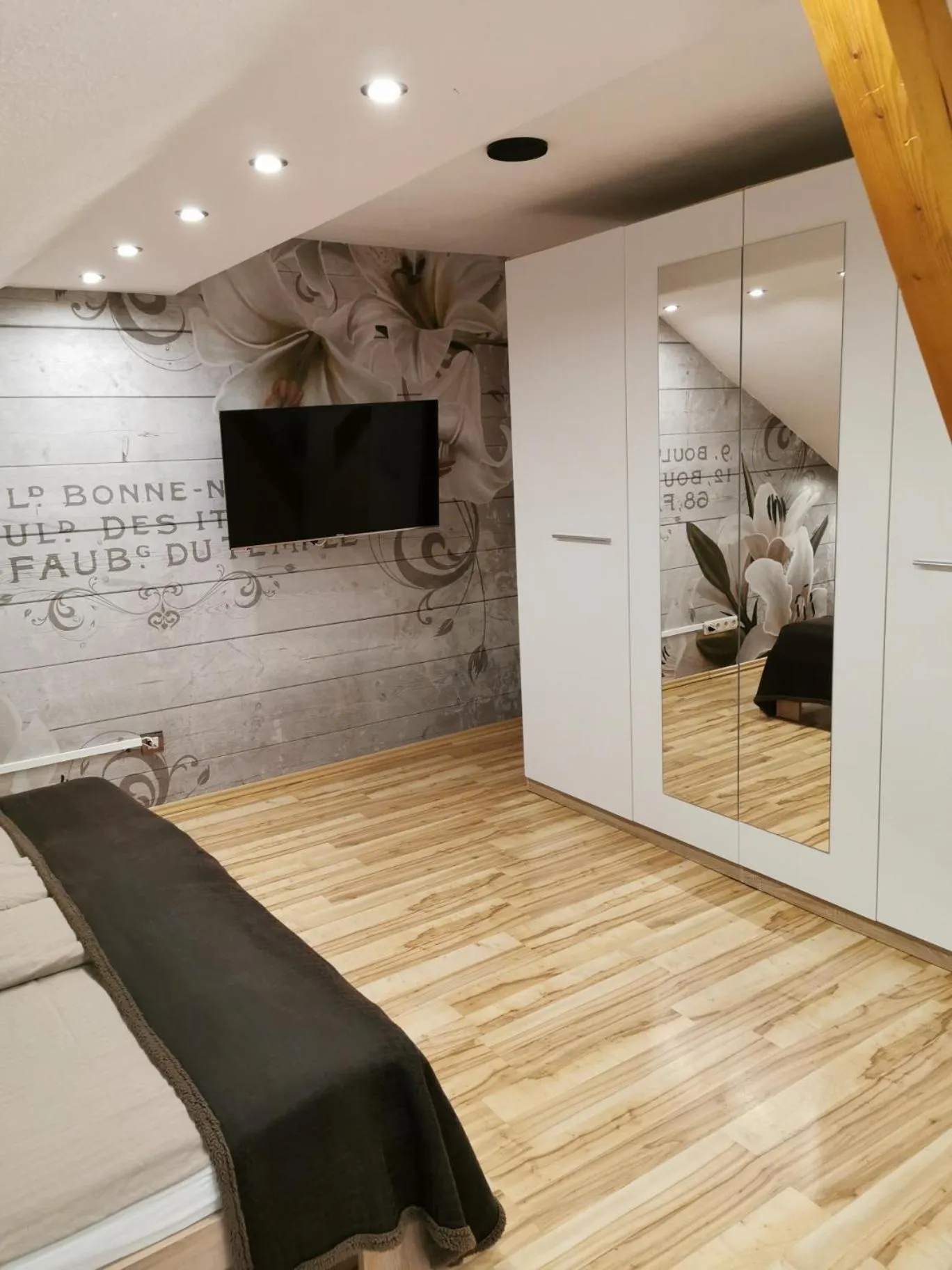 Decorative detail in Apartmenthaus Wertheim