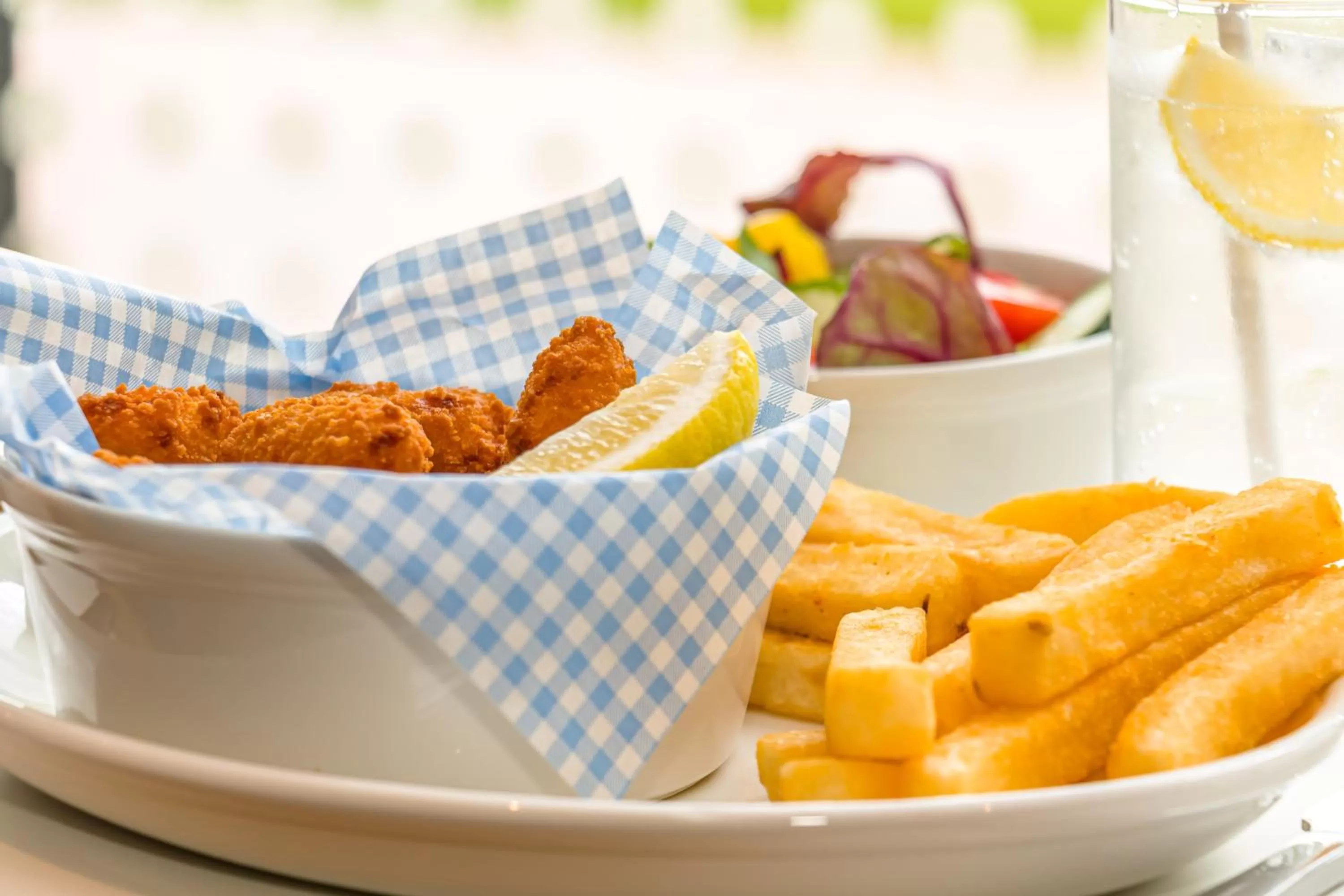 Restaurant/places to eat in Holiday Inn Express - Bodmin - Victoria Junction by IHG