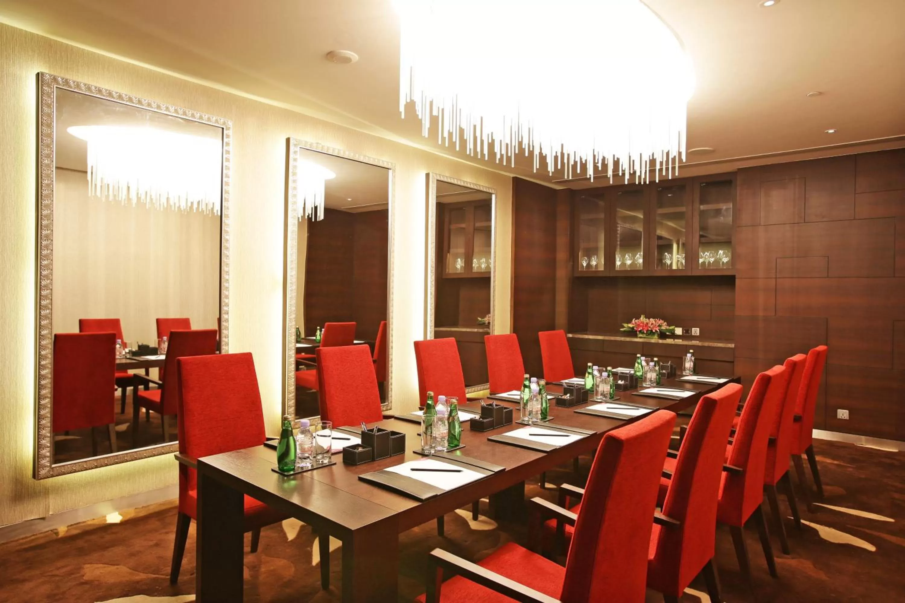 Restaurant/places to eat in Crowne Plaza Greater Noida by IHG