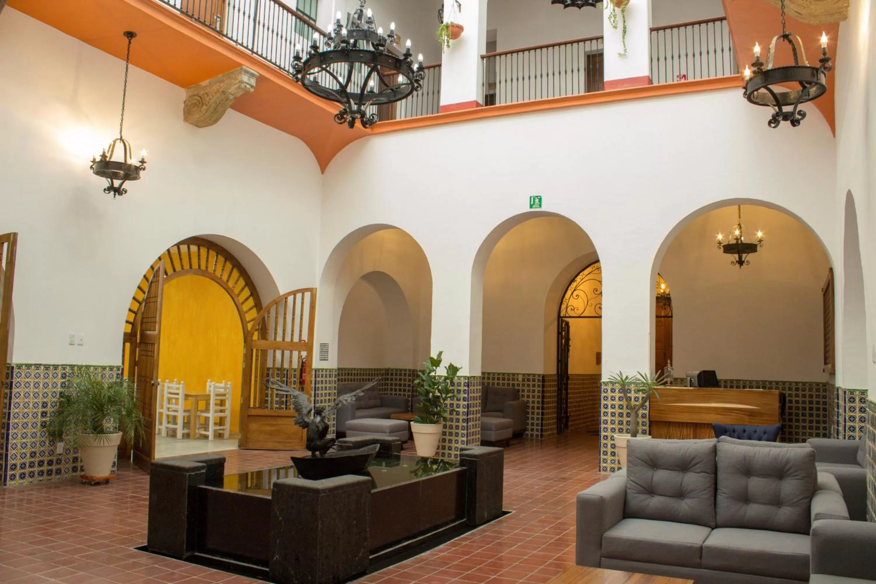 Lobby or reception in Hotel Real de Castilla Colonial