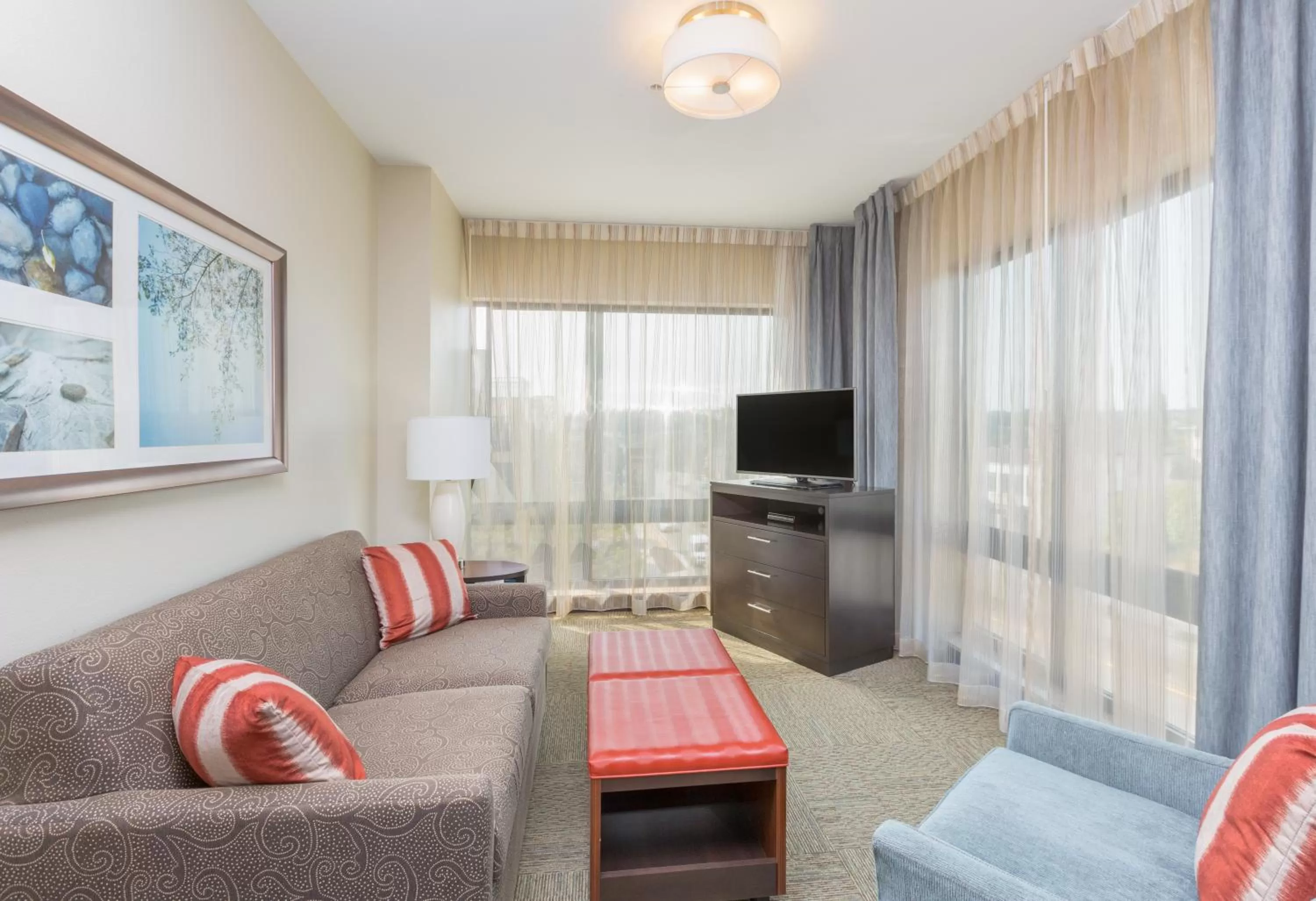 Bedroom in Staybridge Suites Seattle - Fremont by IHG