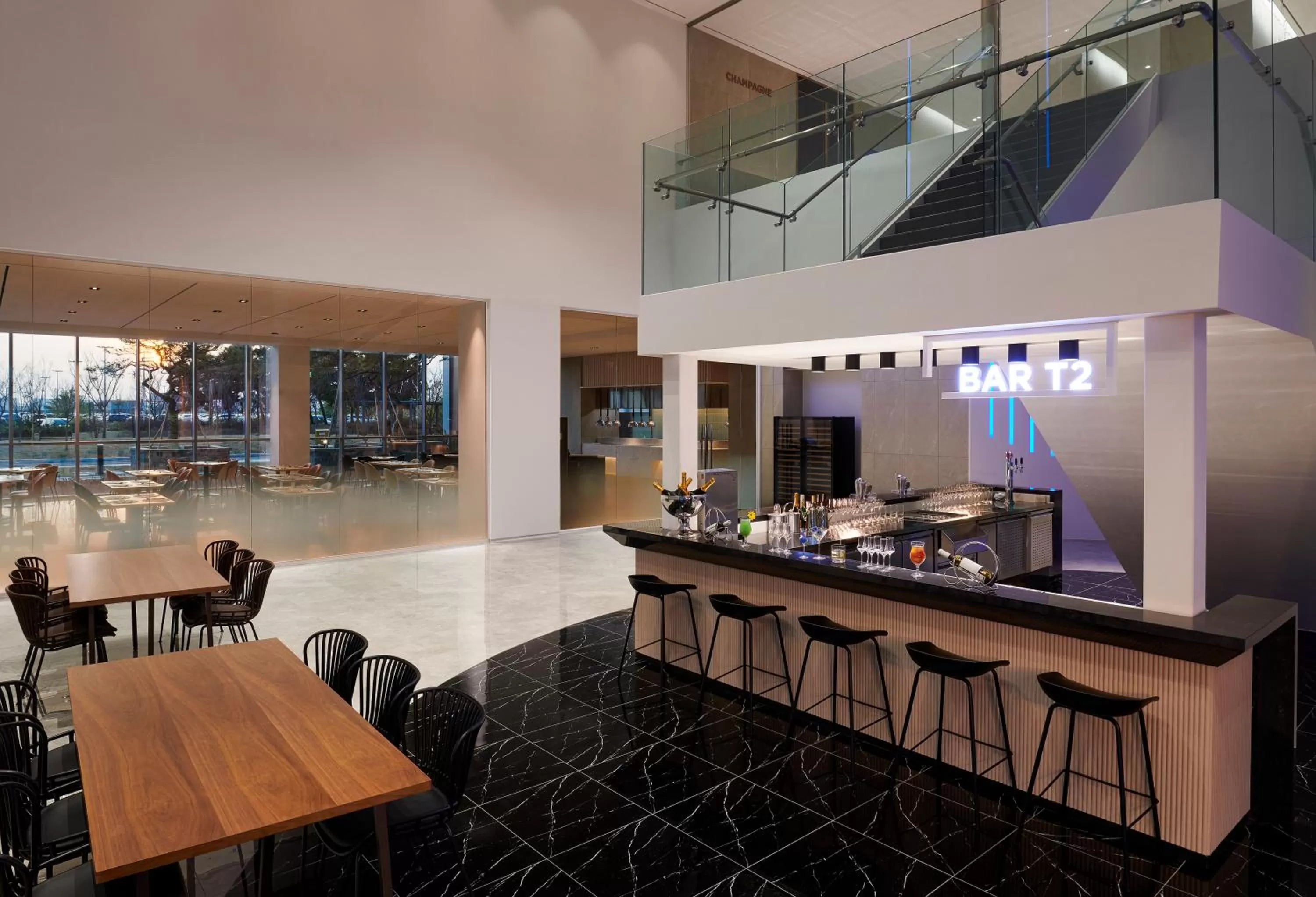 Lounge or bar in ibis Styles Ambassador Incheon Airport T2