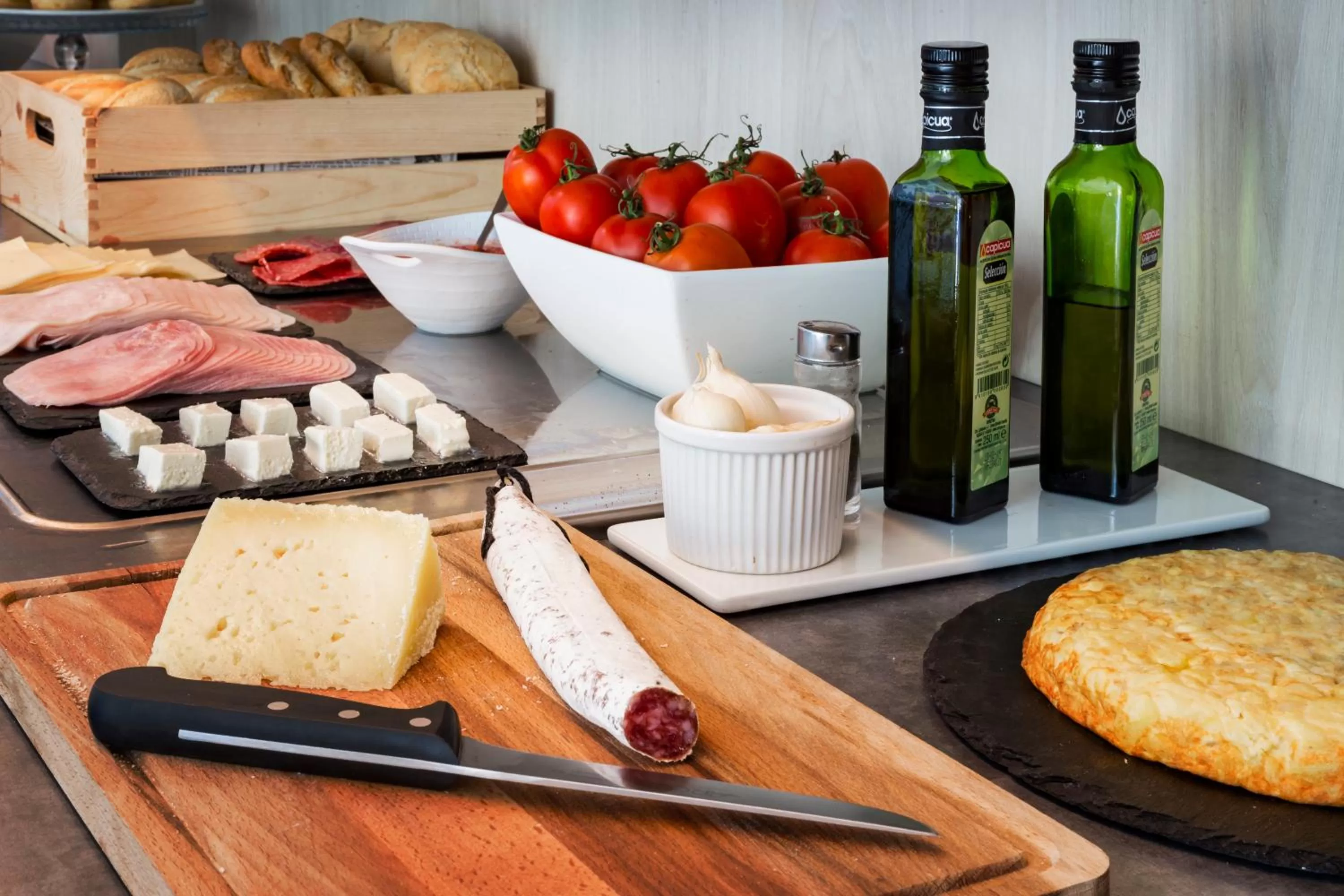 Food and drinks in B&B HOTEL Madrid Pinar de las Rozas