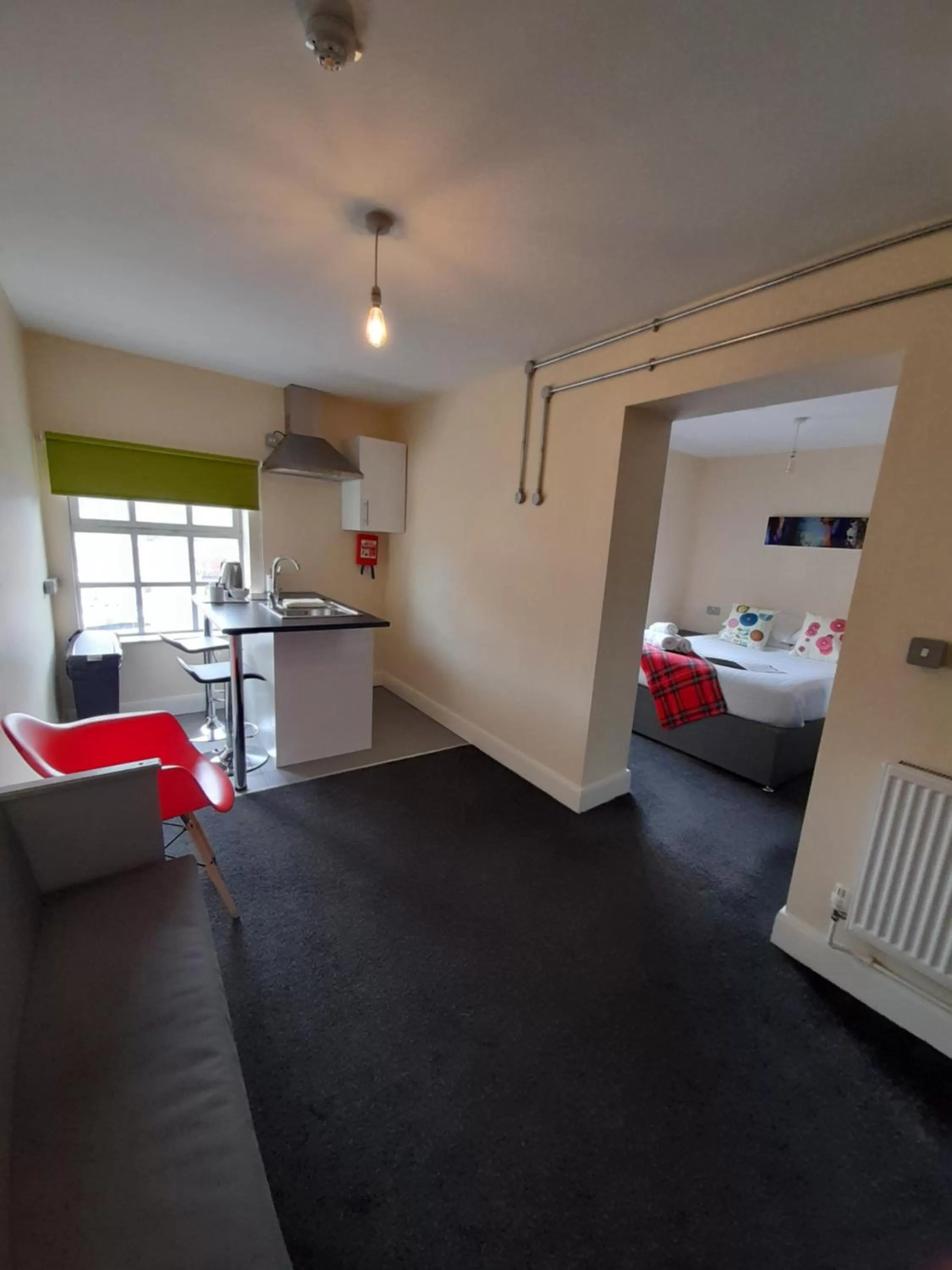 Photo of the whole room, Bed in Potbank