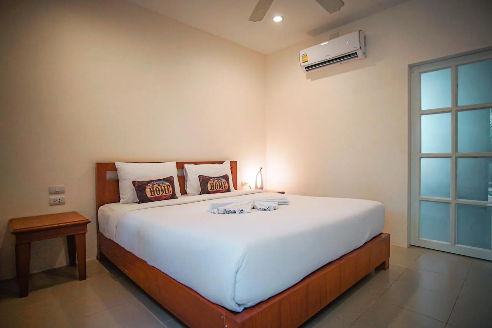 Bedroom, Bed in Capricorn Village - SHA Extra Plus