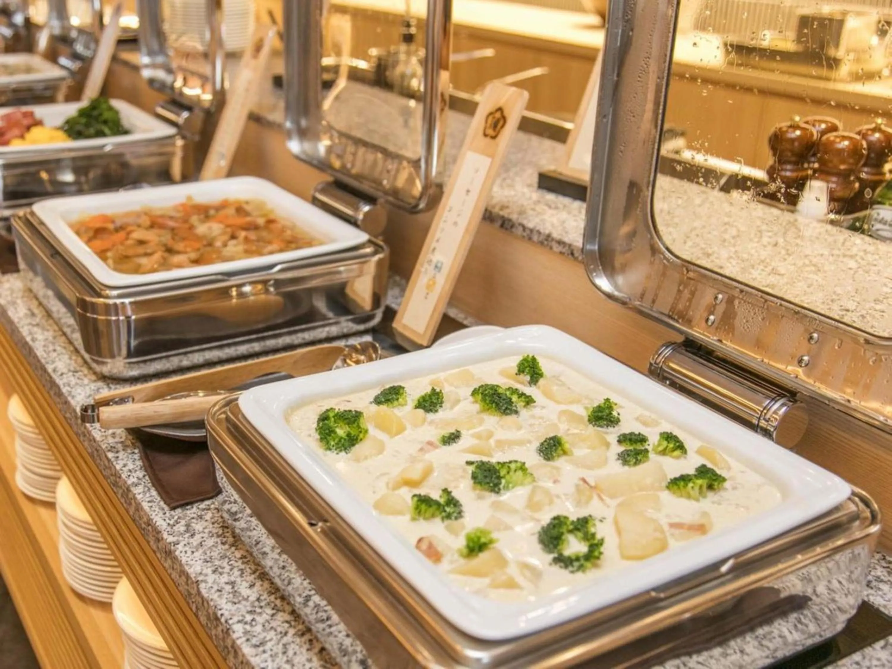 Food close-up in Kobe Minato Onsen Ren