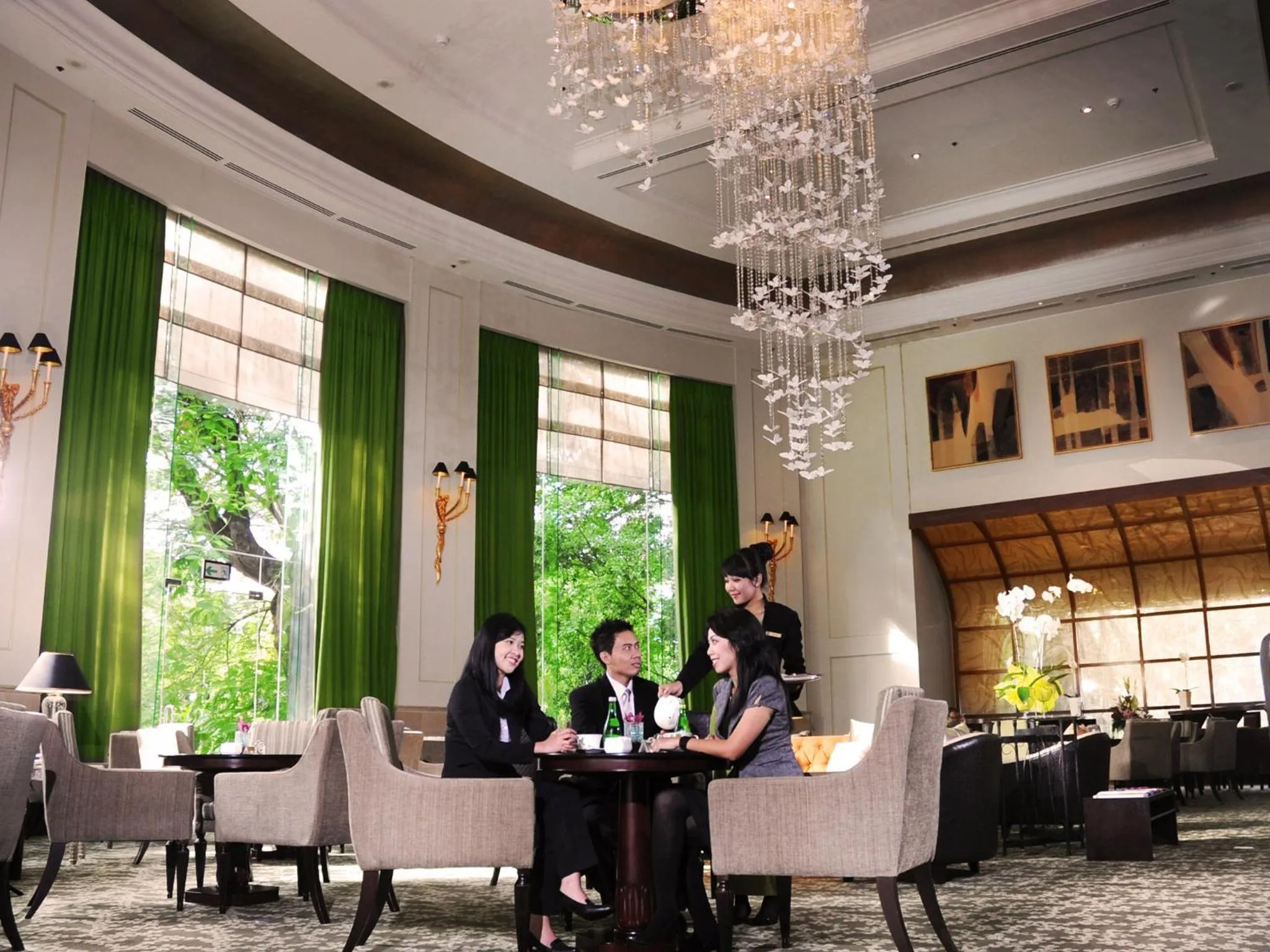 Lounge or bar in Hotel Borobudur Jakarta