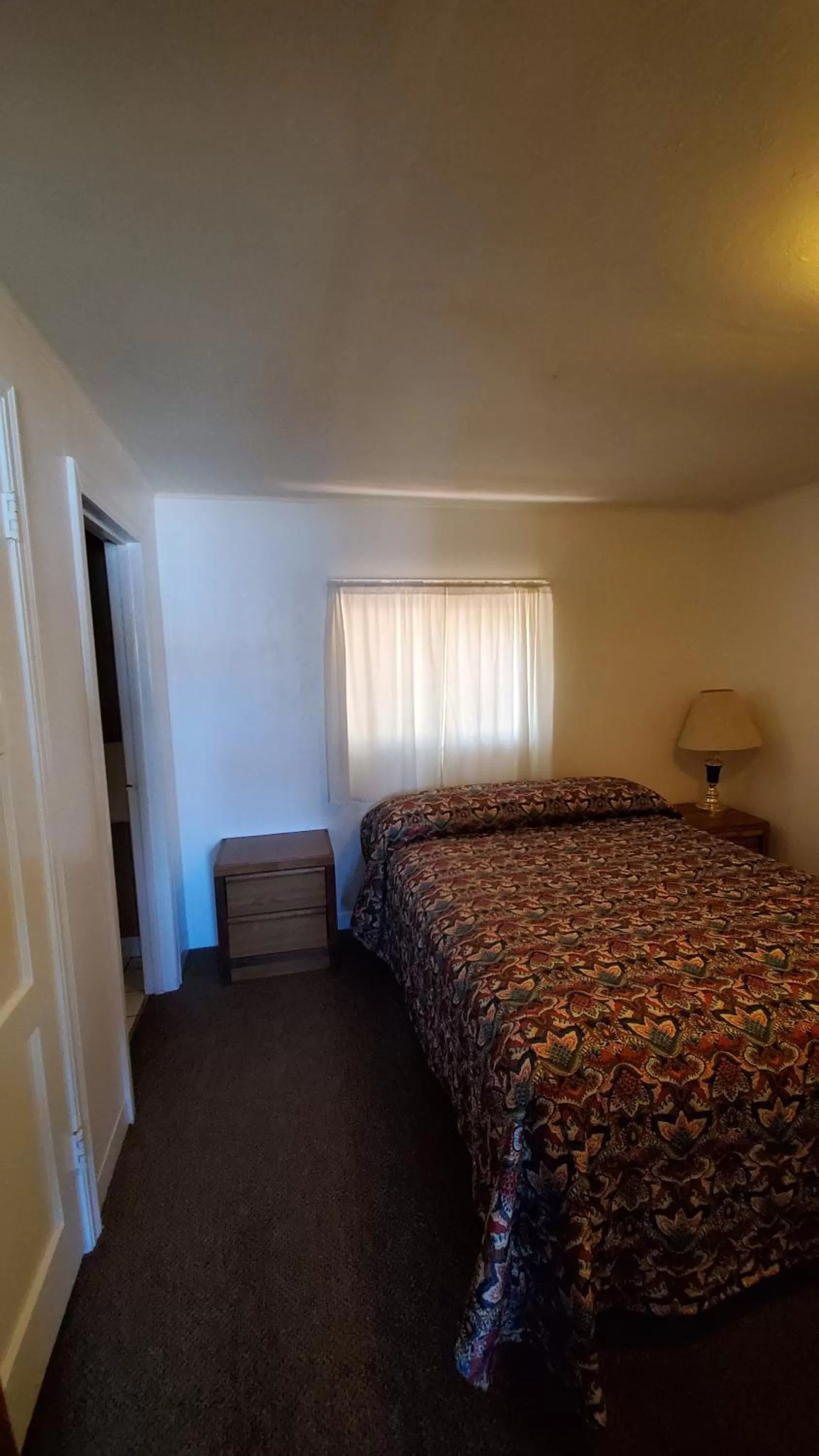 Bed in Clear Lake Vista Resort