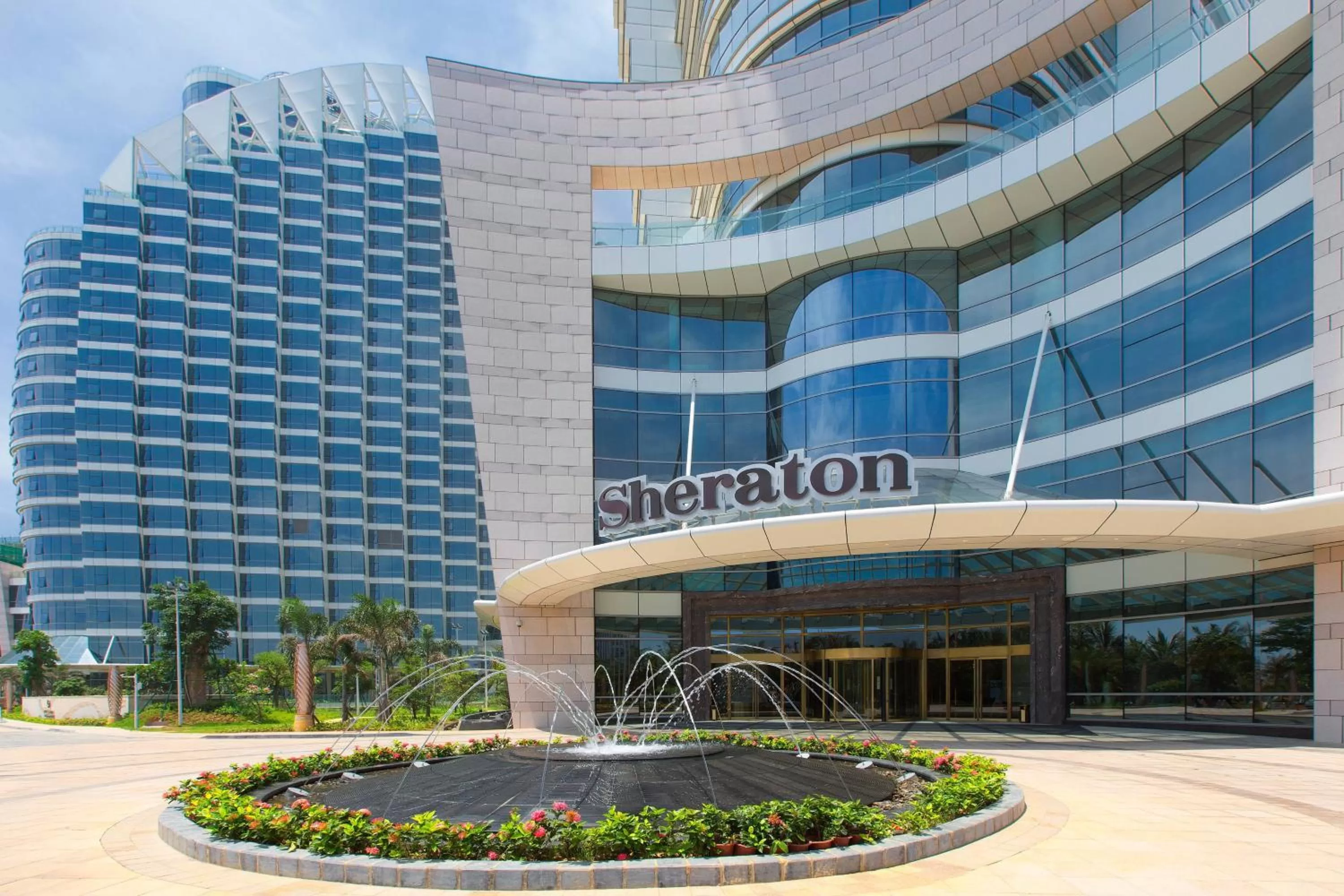 Property building in Sheraton Zhanjiang Hotel