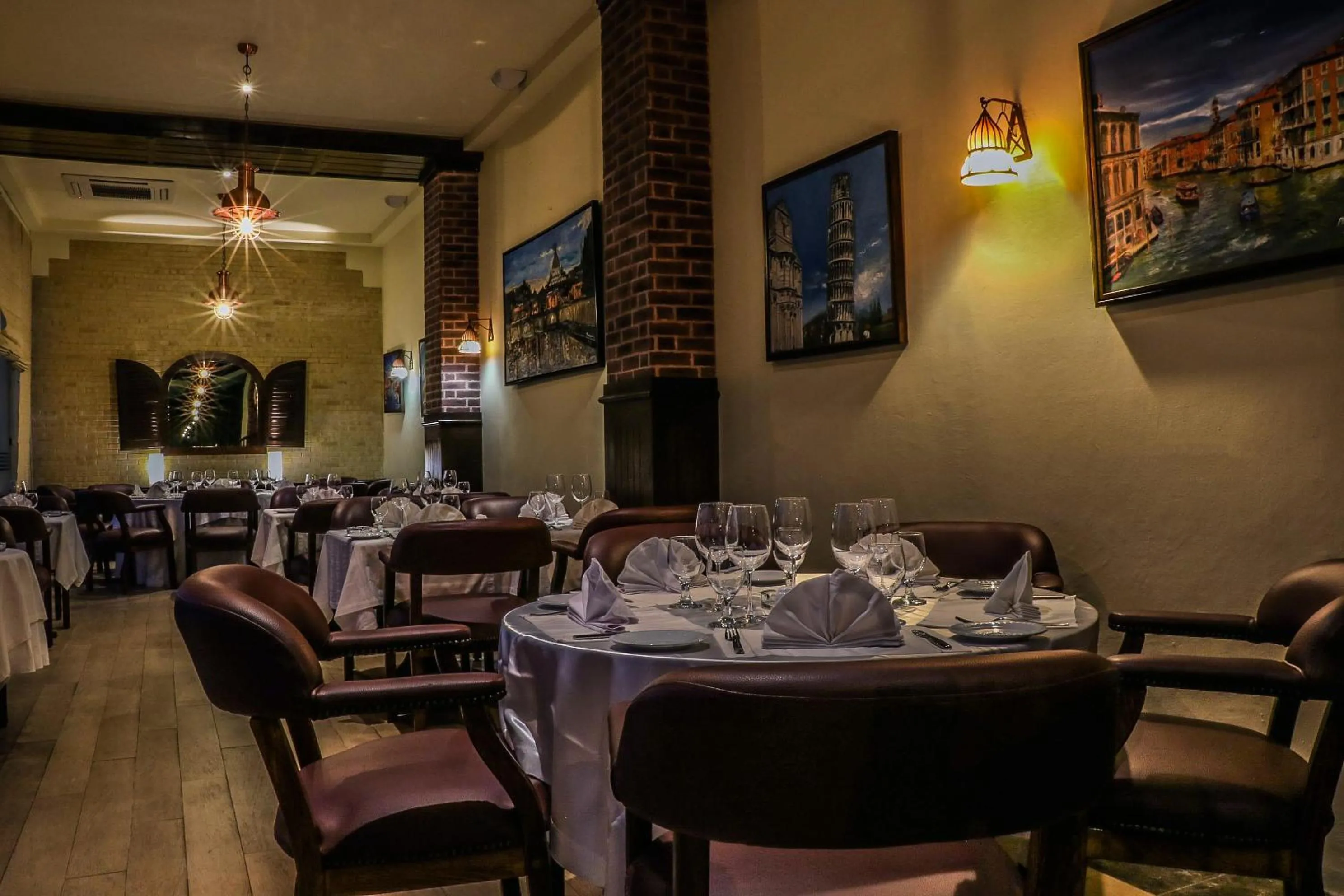 Restaurant/places to eat in Golden Carthage Residences