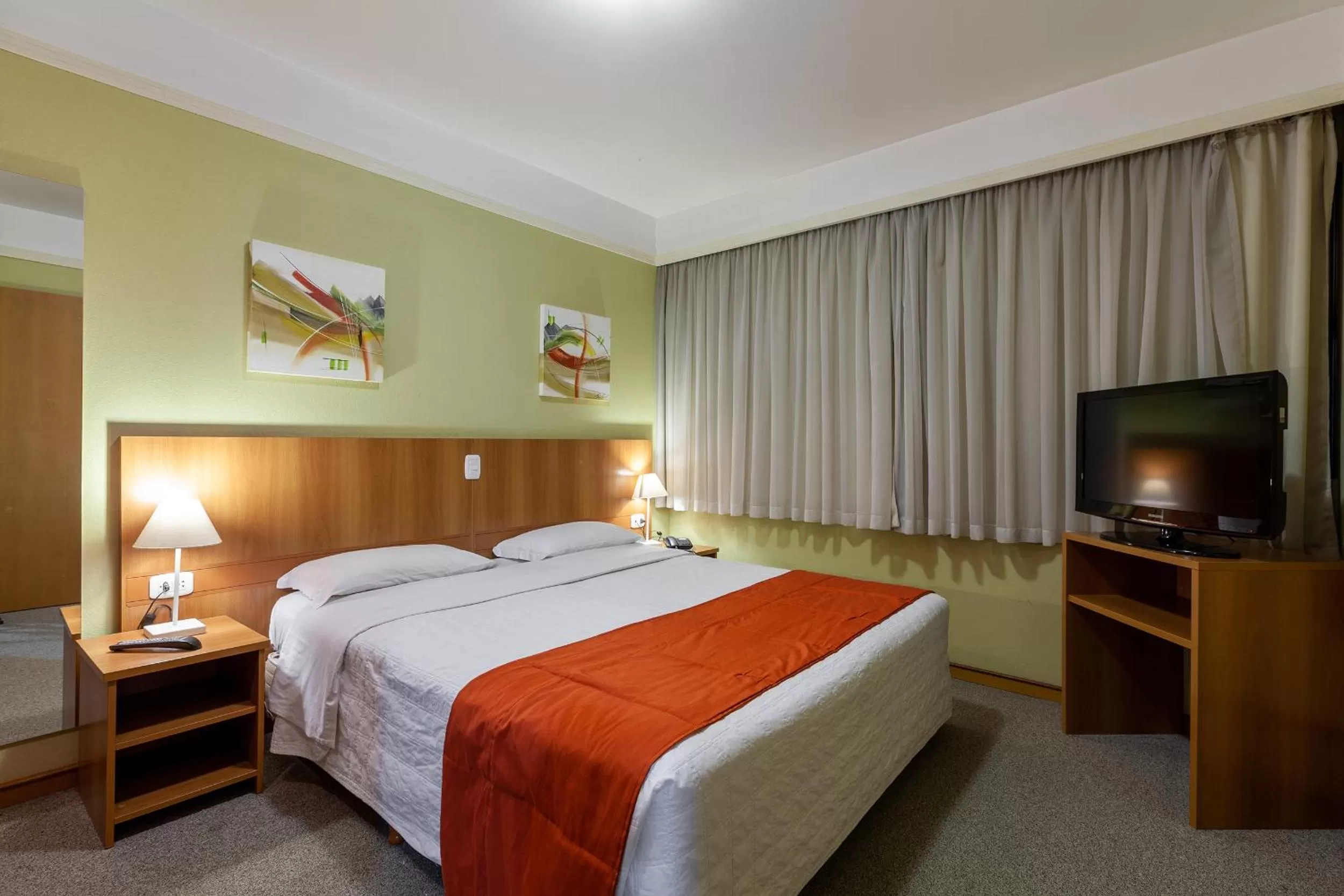 Bedroom, Bed in Tri Hotel Executive Caxias