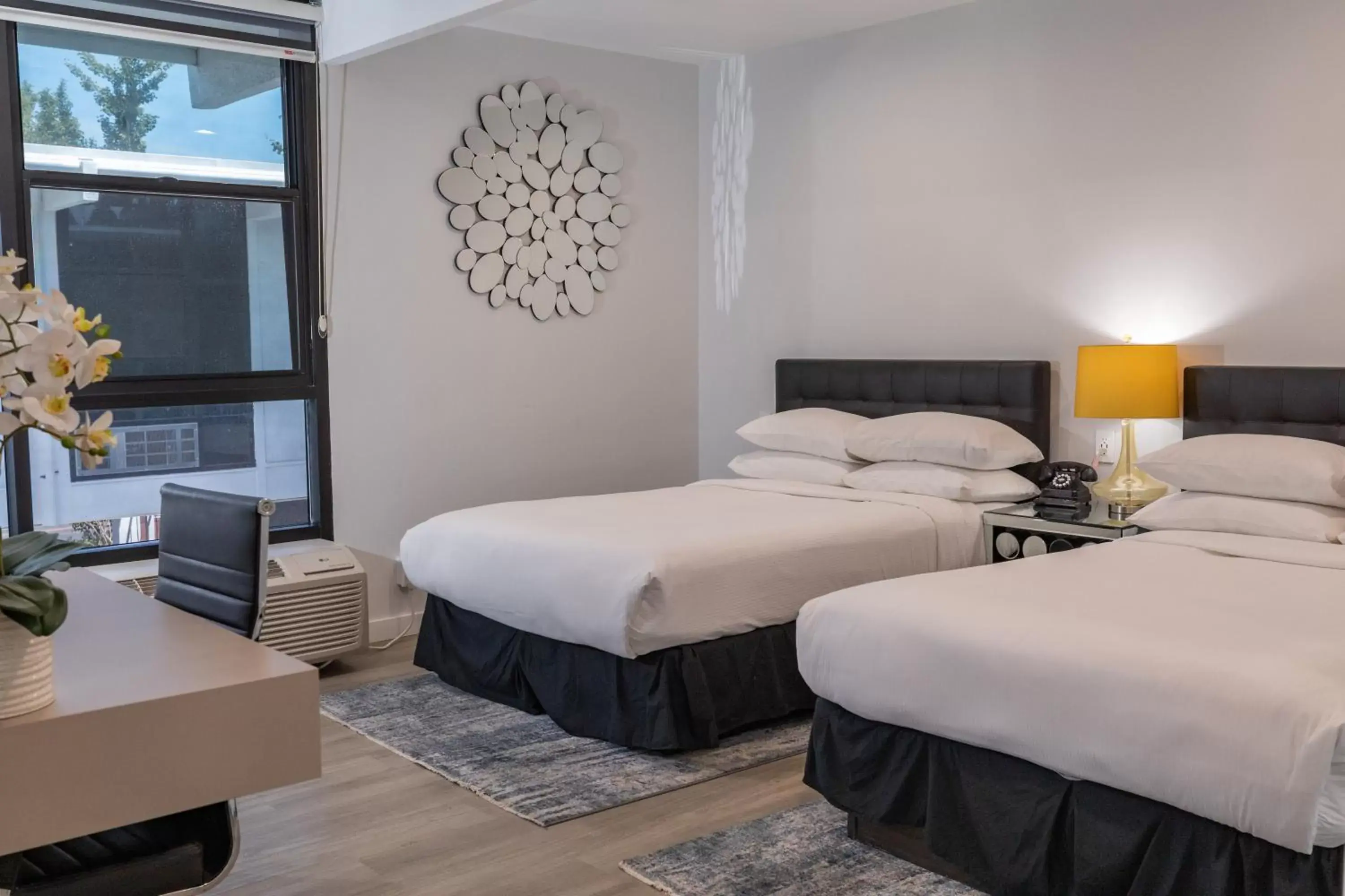 Deluxe Double Bed Room in Park Plaza Lodge Deluxe Double Bed Room in Park Plaza Lodge