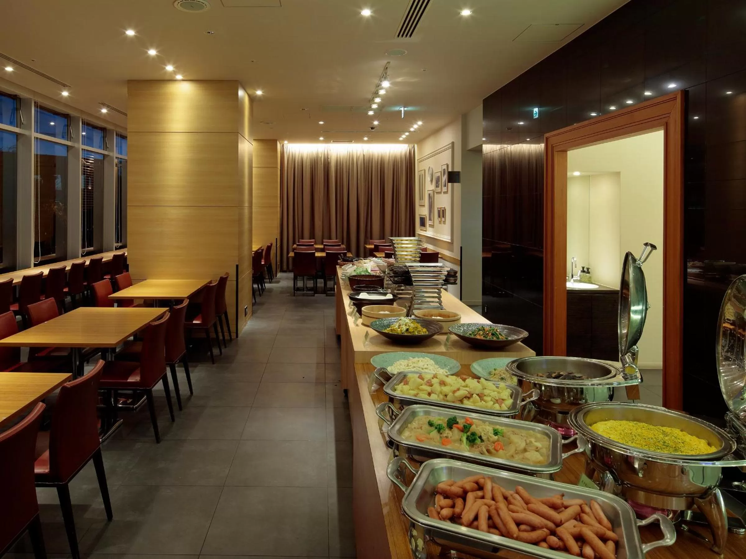 Breakfast in Candeo Hotels Kameyama