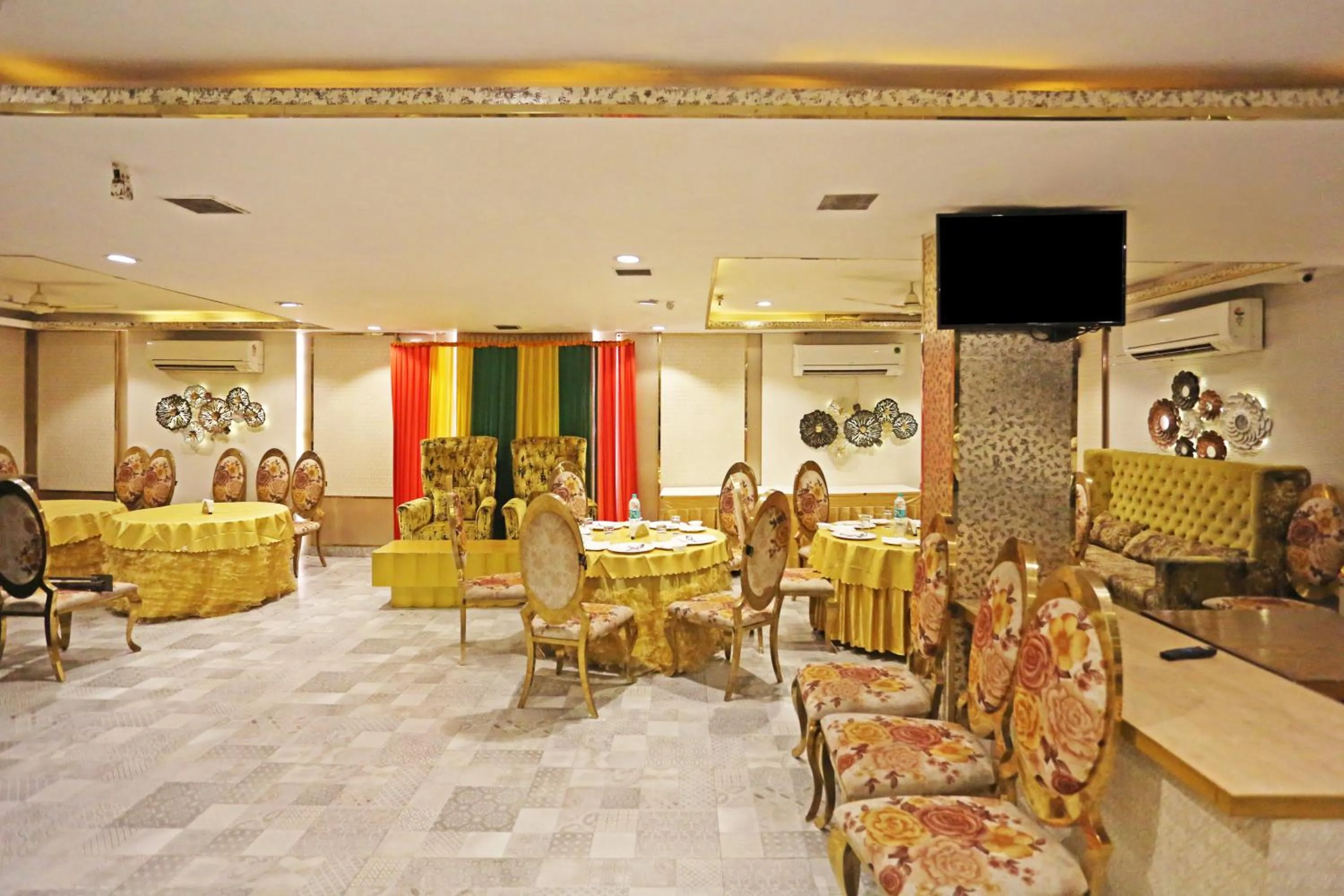 Banquet/Function facilities in JRD Luxury-Business Hotel