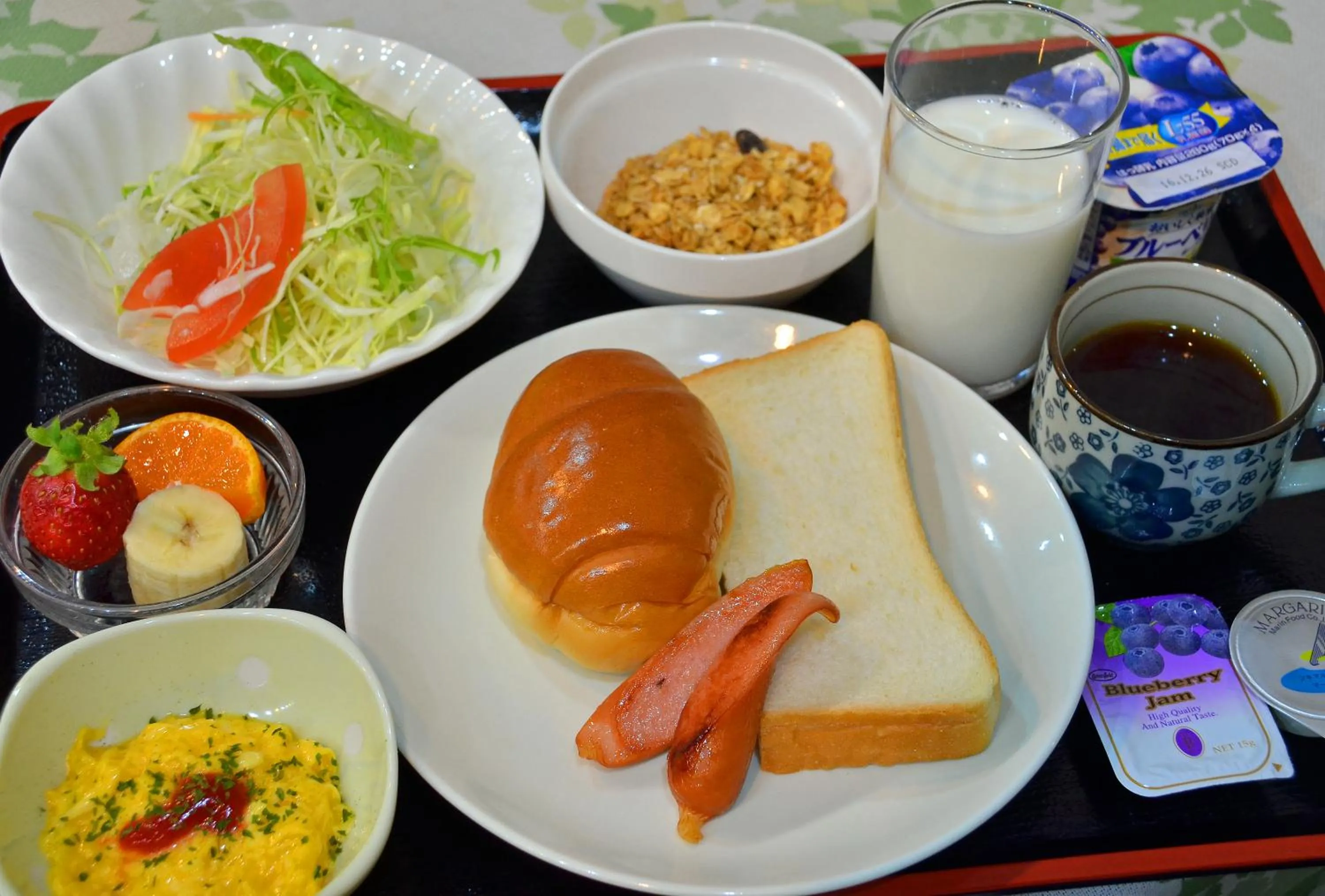 Buffet breakfast in Omura Central Hotel