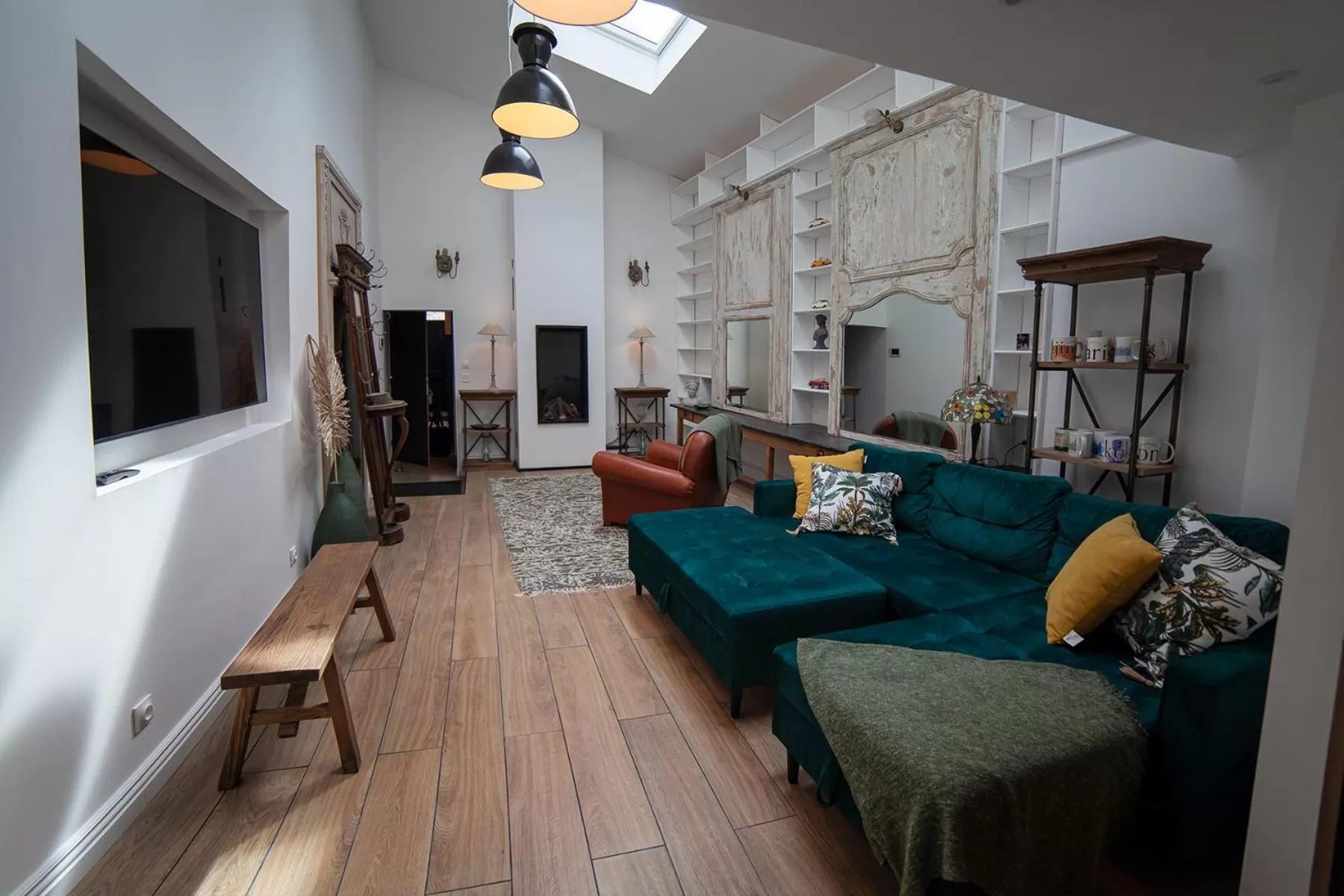 TV and multimedia in Bienvenue Chez Nous