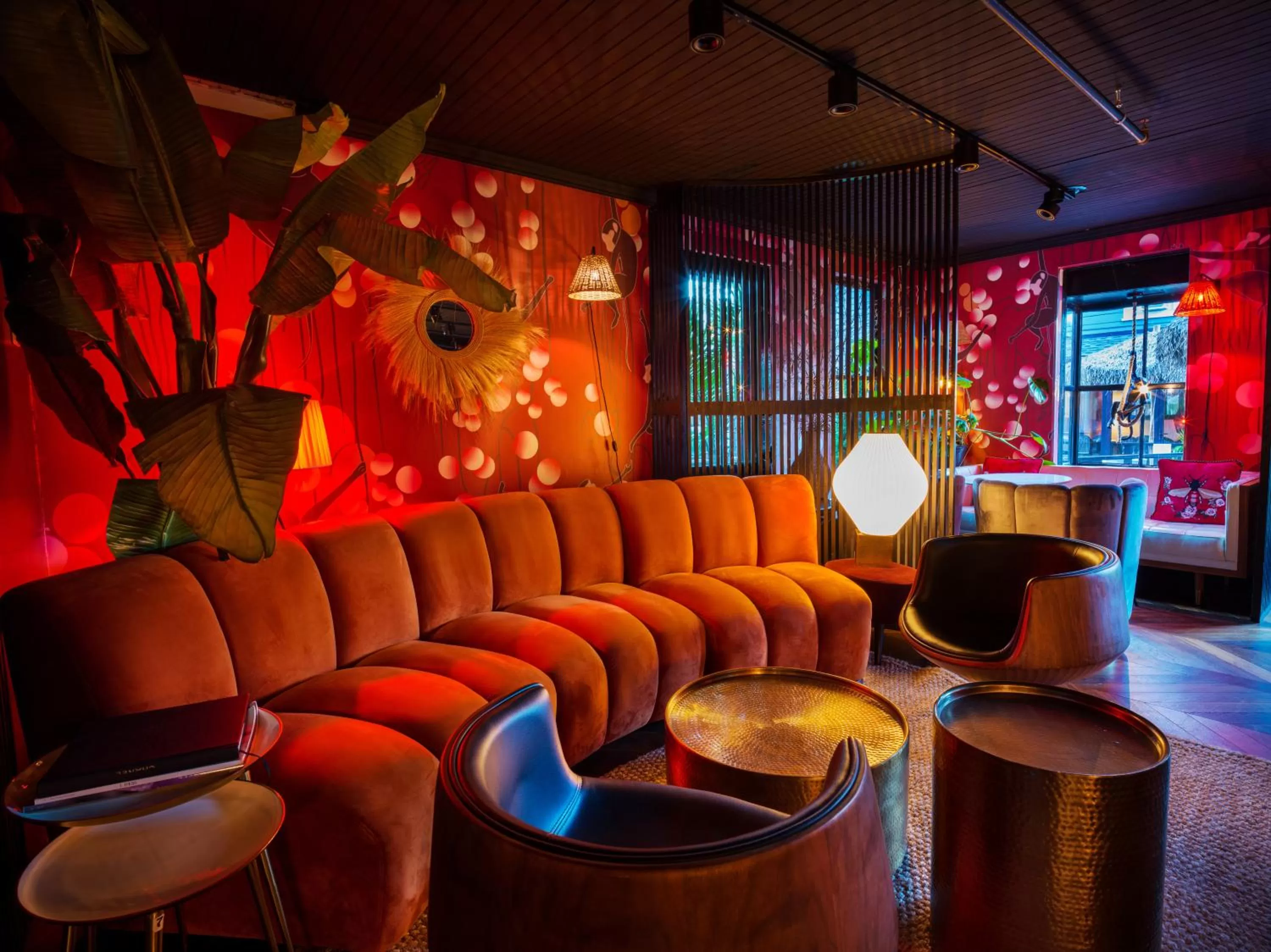 Lounge or bar in American Beech Hotel