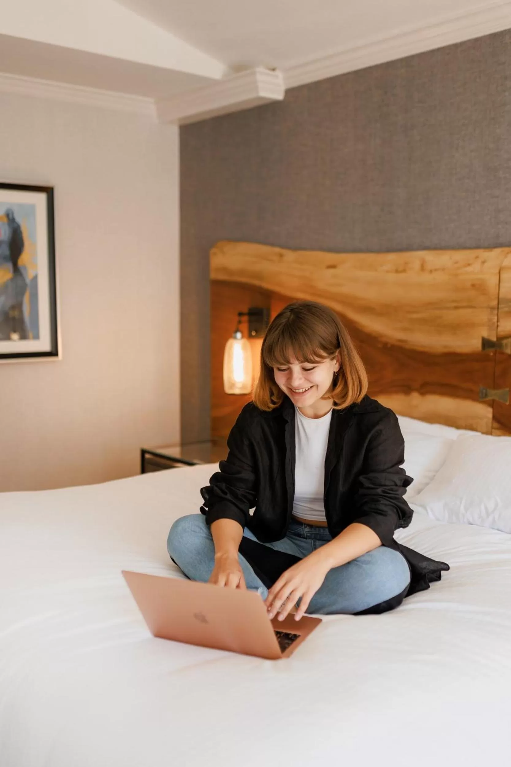 Bedroom, Bed in Fairmont Chateau Whistler