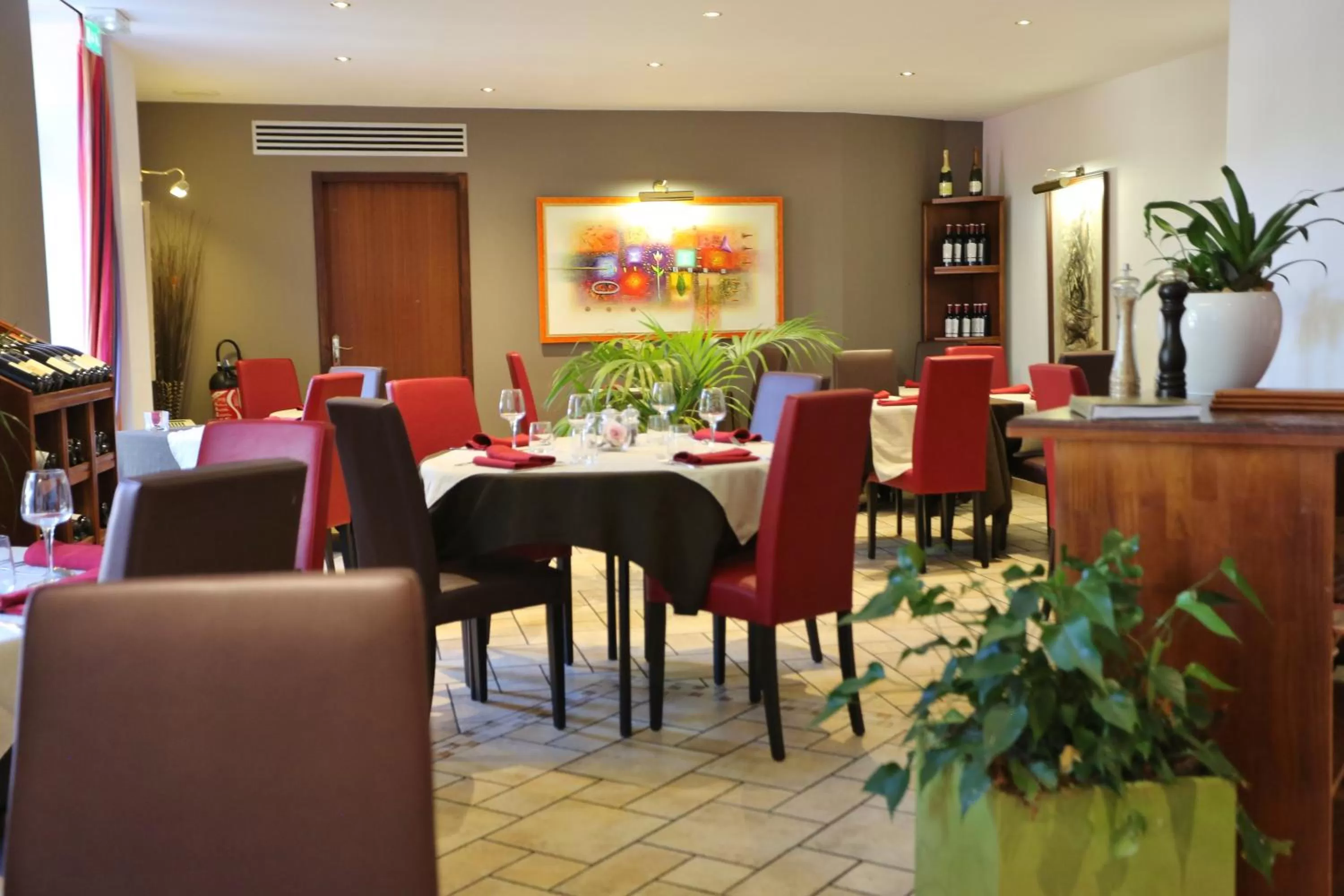 Restaurant/places to eat in Best Western Le Pont d'Or
