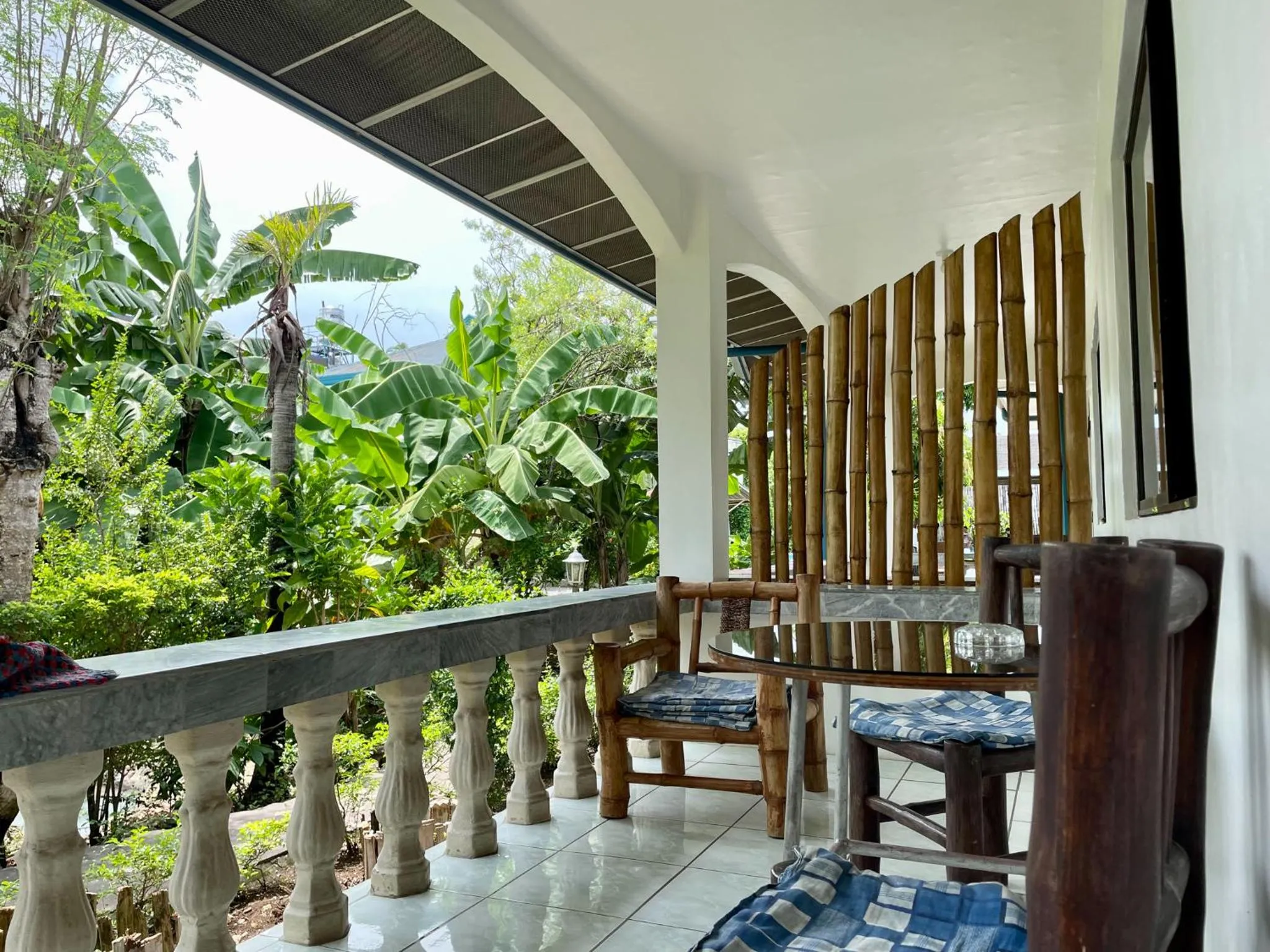 Balcony/Terrace in Lapu-Lapu Cottages & Restaurant