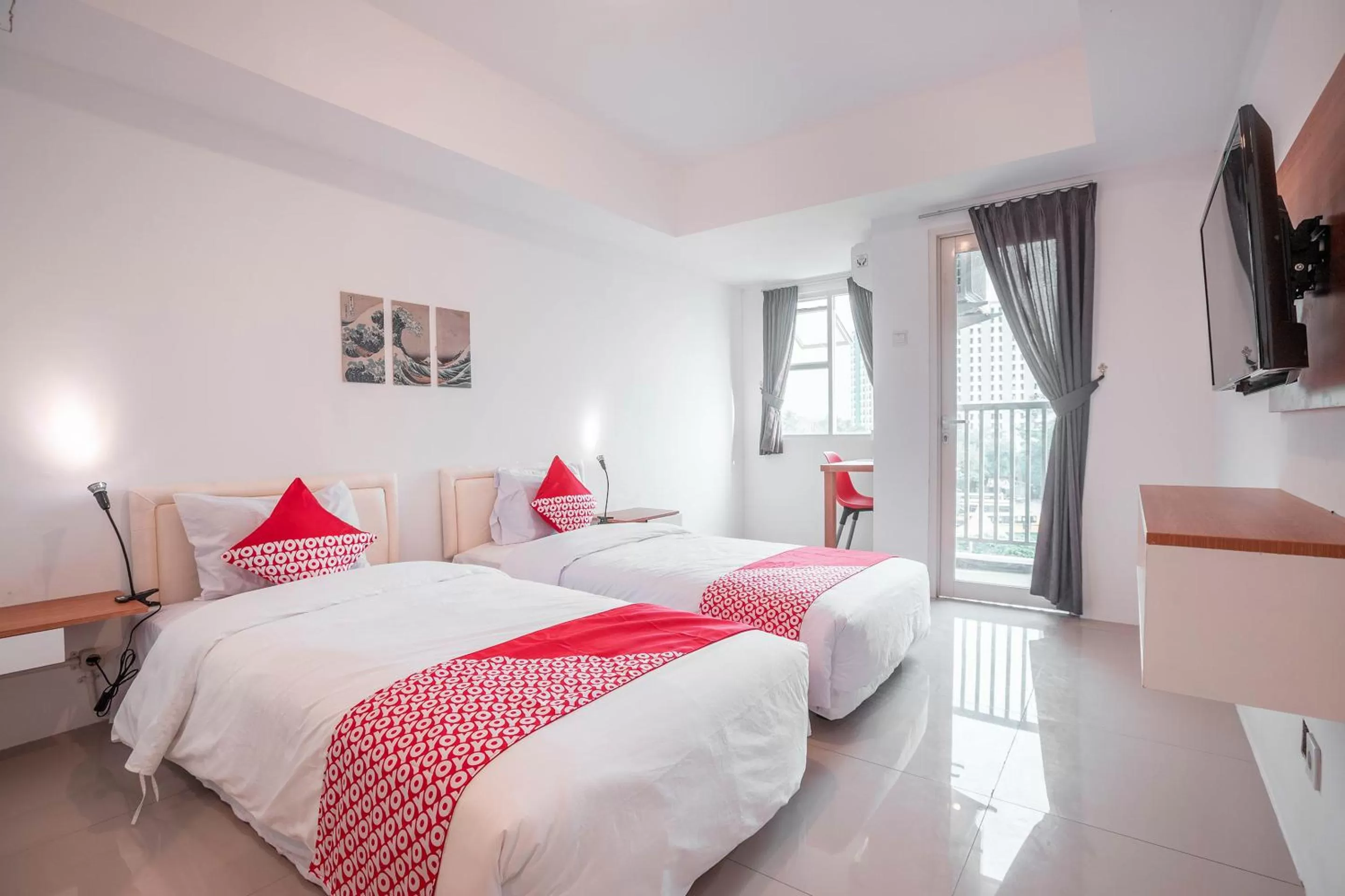 Standard Twin Room in OYO Flagship 728 Baileys Apartment