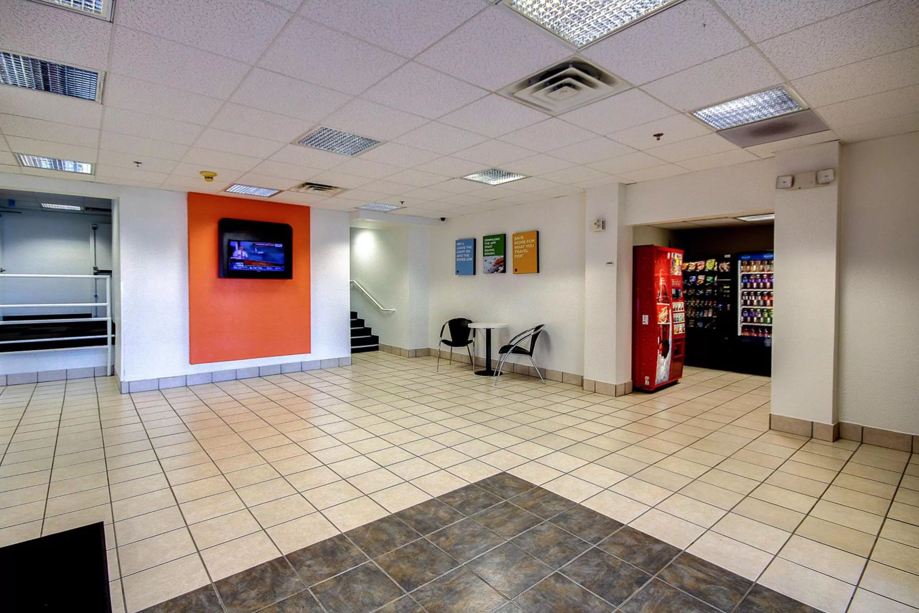 Communal lounge/ TV room in Motel 6 King Of Prussia PA