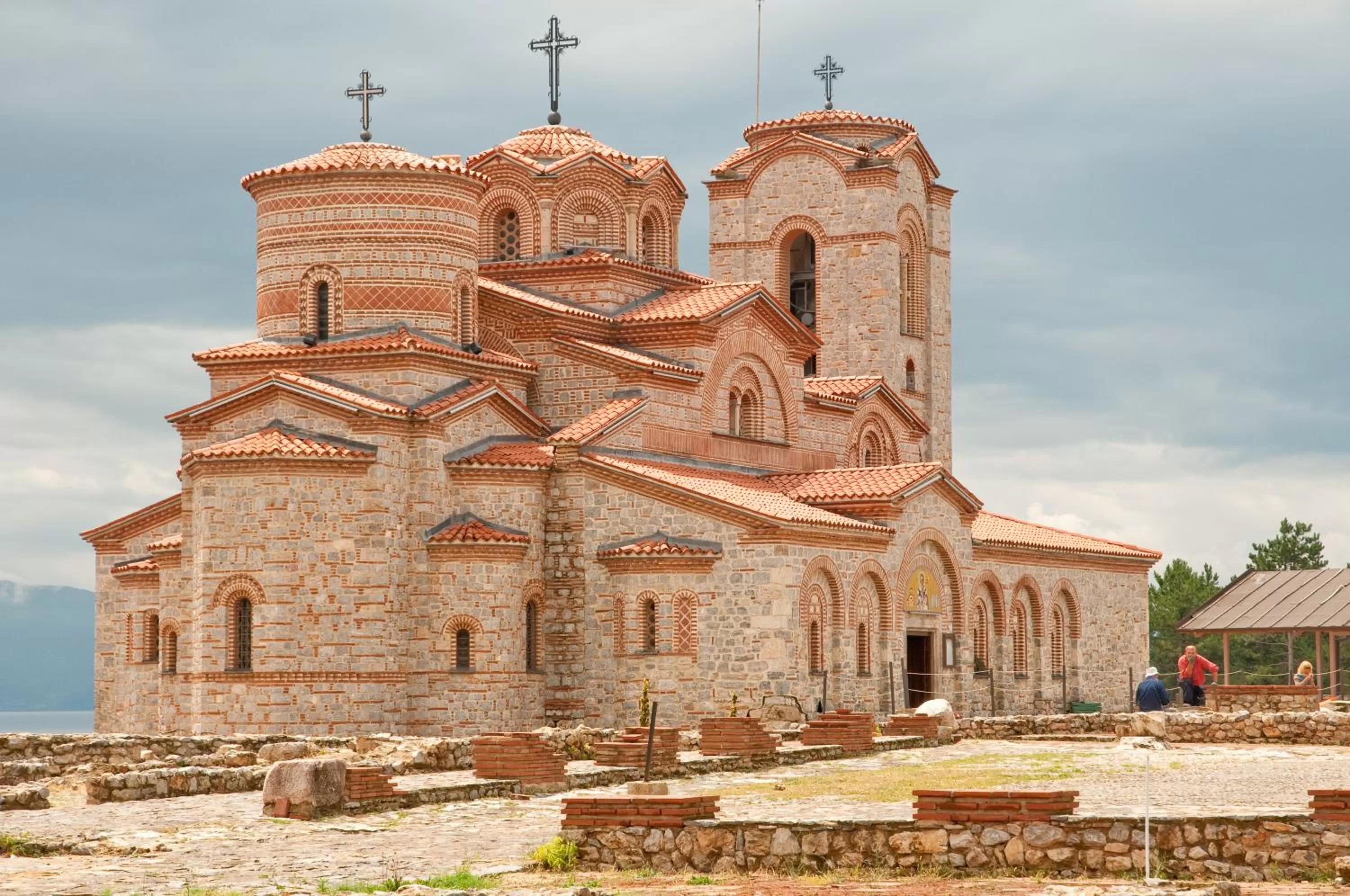 Nearby landmark, Property Building in Apartments Villa Saray