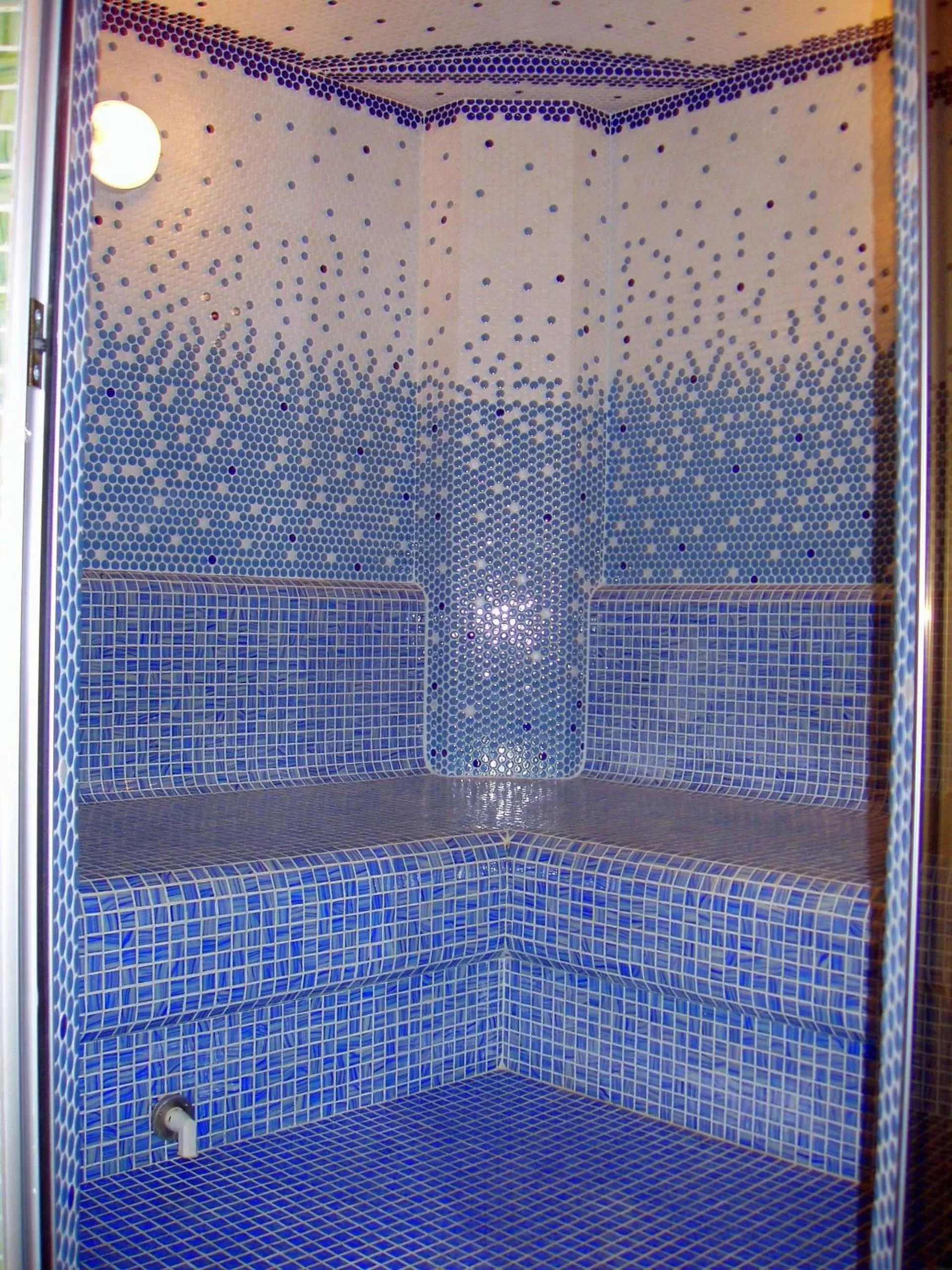 Steam room in Kamelot