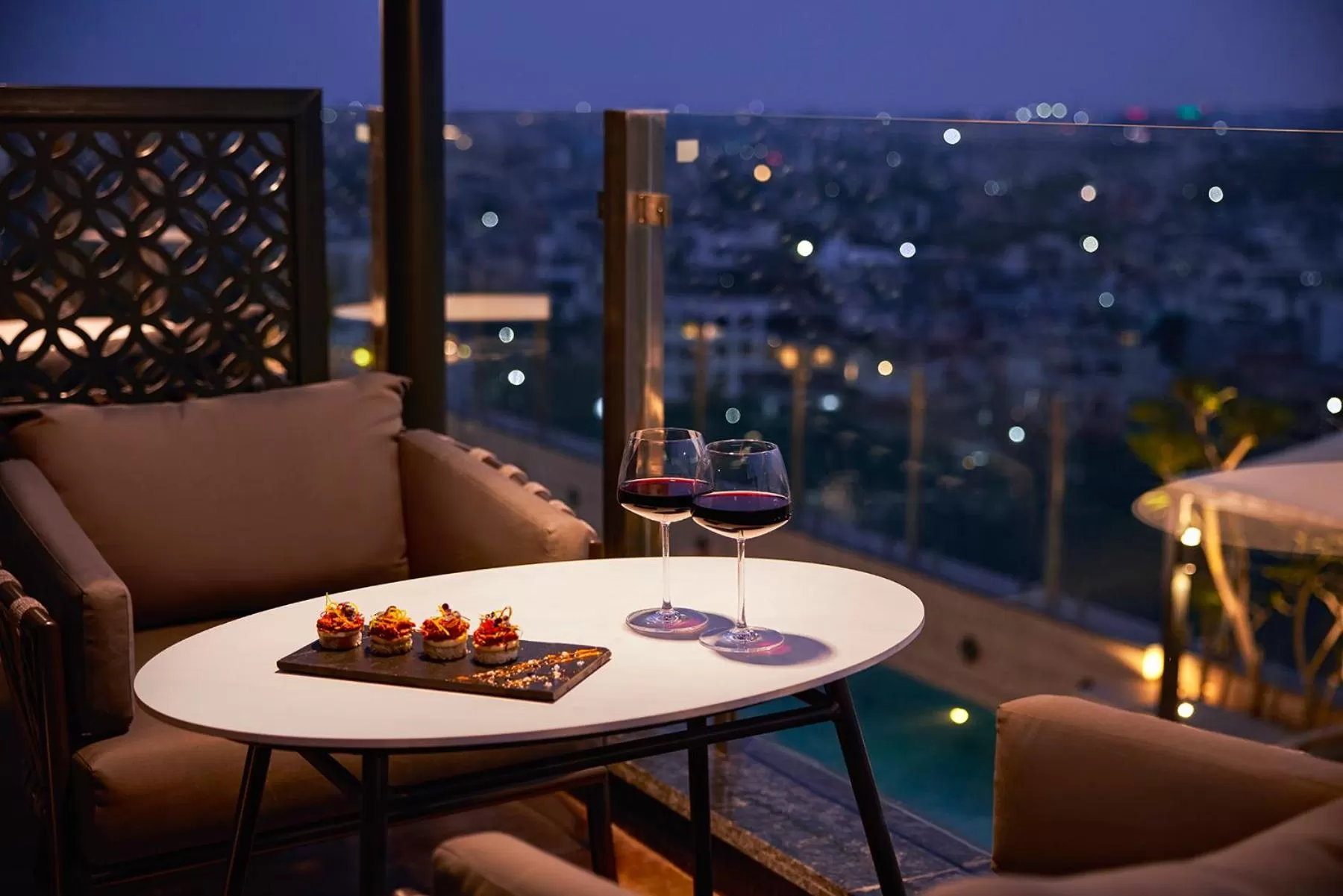 Restaurant/places to eat in Hyatt Place Jaipur Malviya Nagar