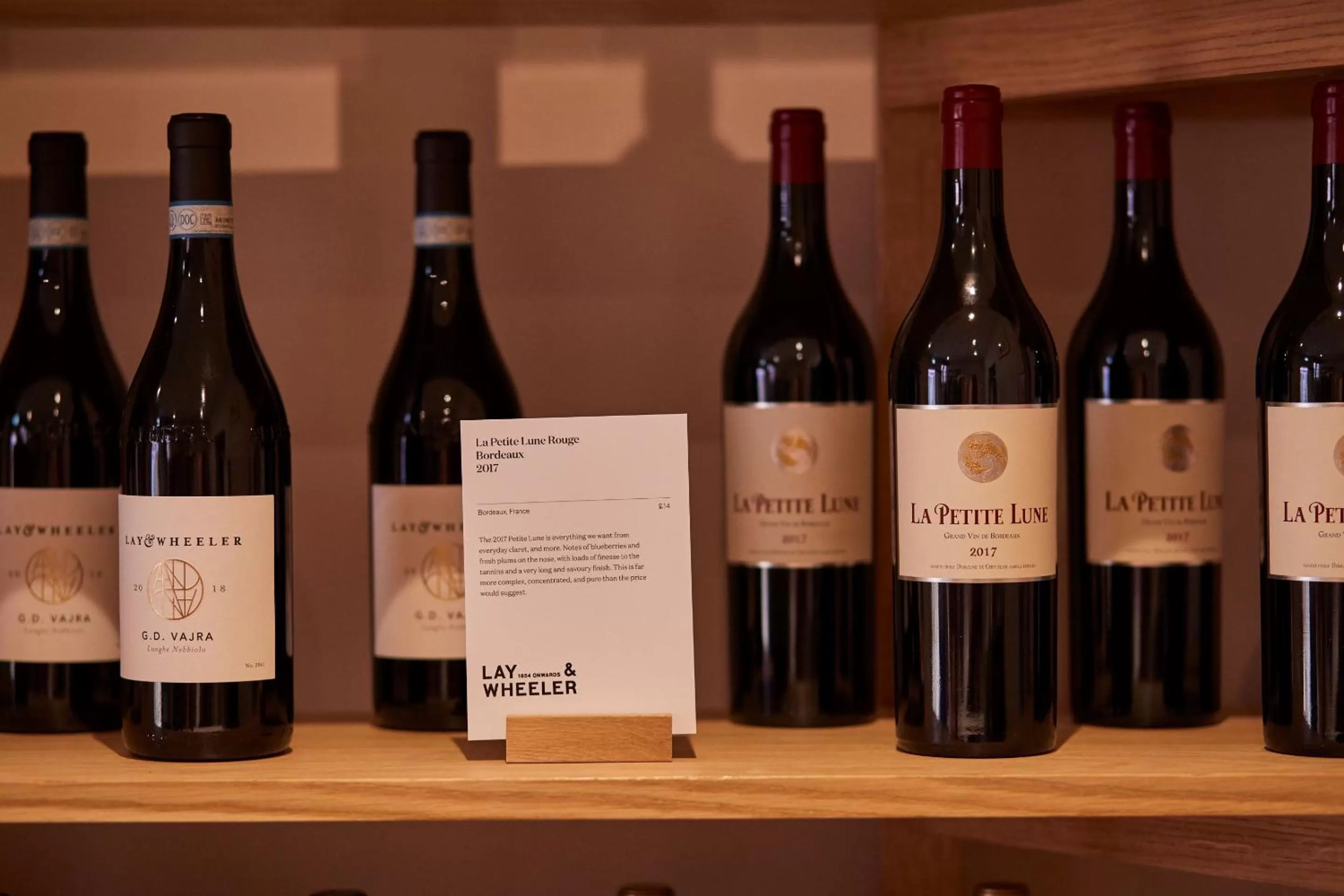 Drinks in The Retreat, Elcot Park