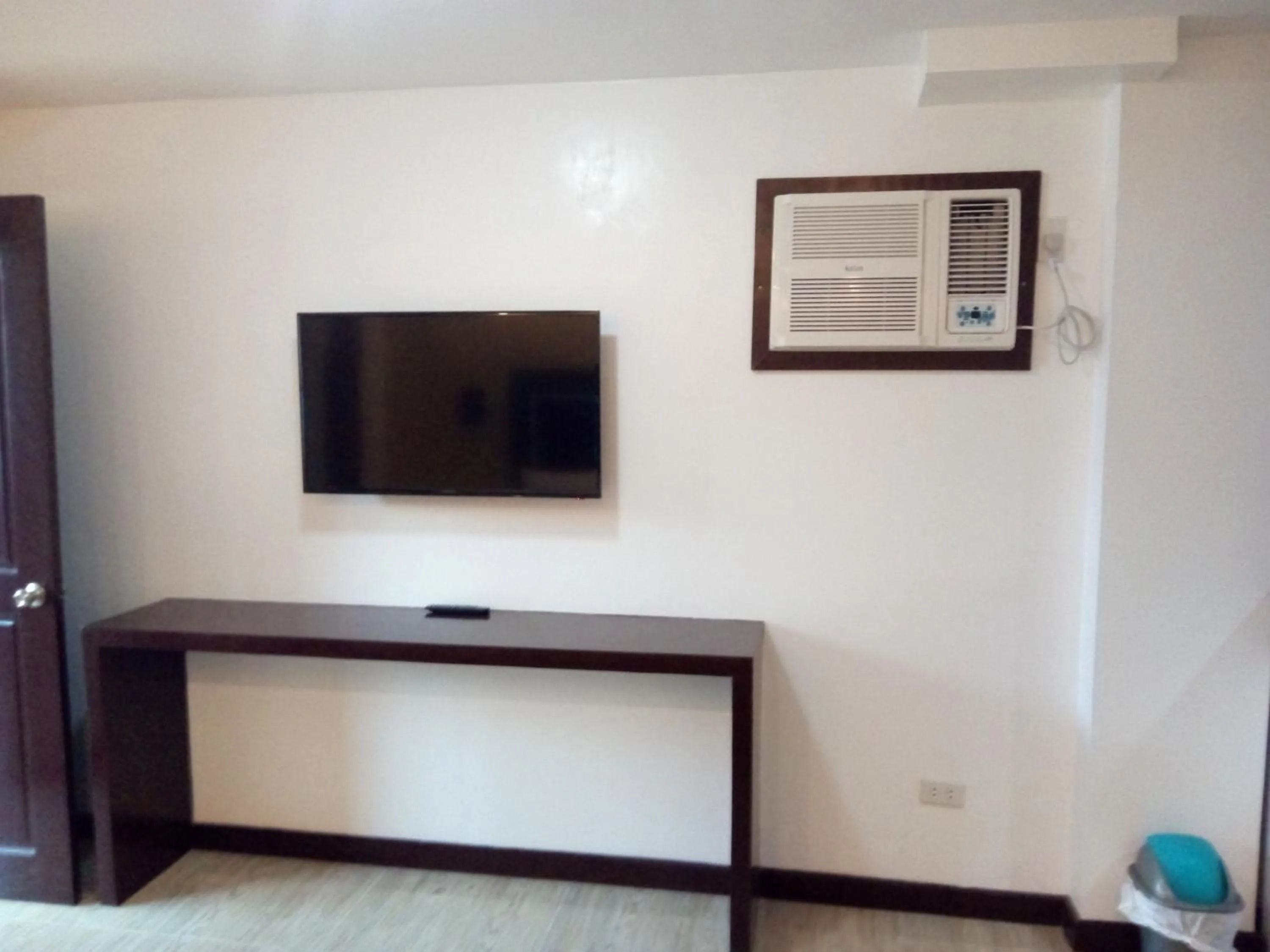 TV and multimedia in Seashore Beach Resort