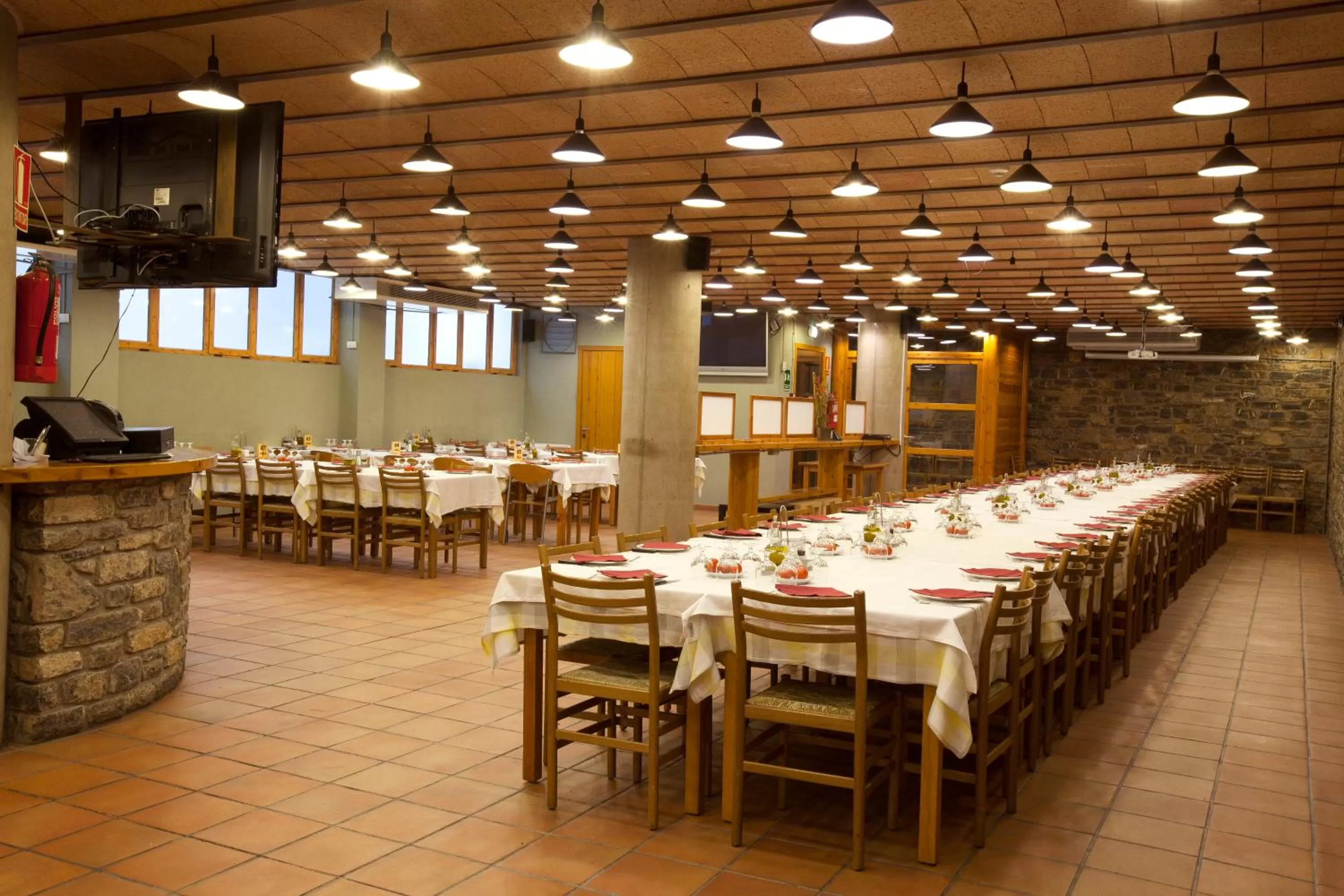 Restaurant/places to eat in Hotel Restaurant Les Brases