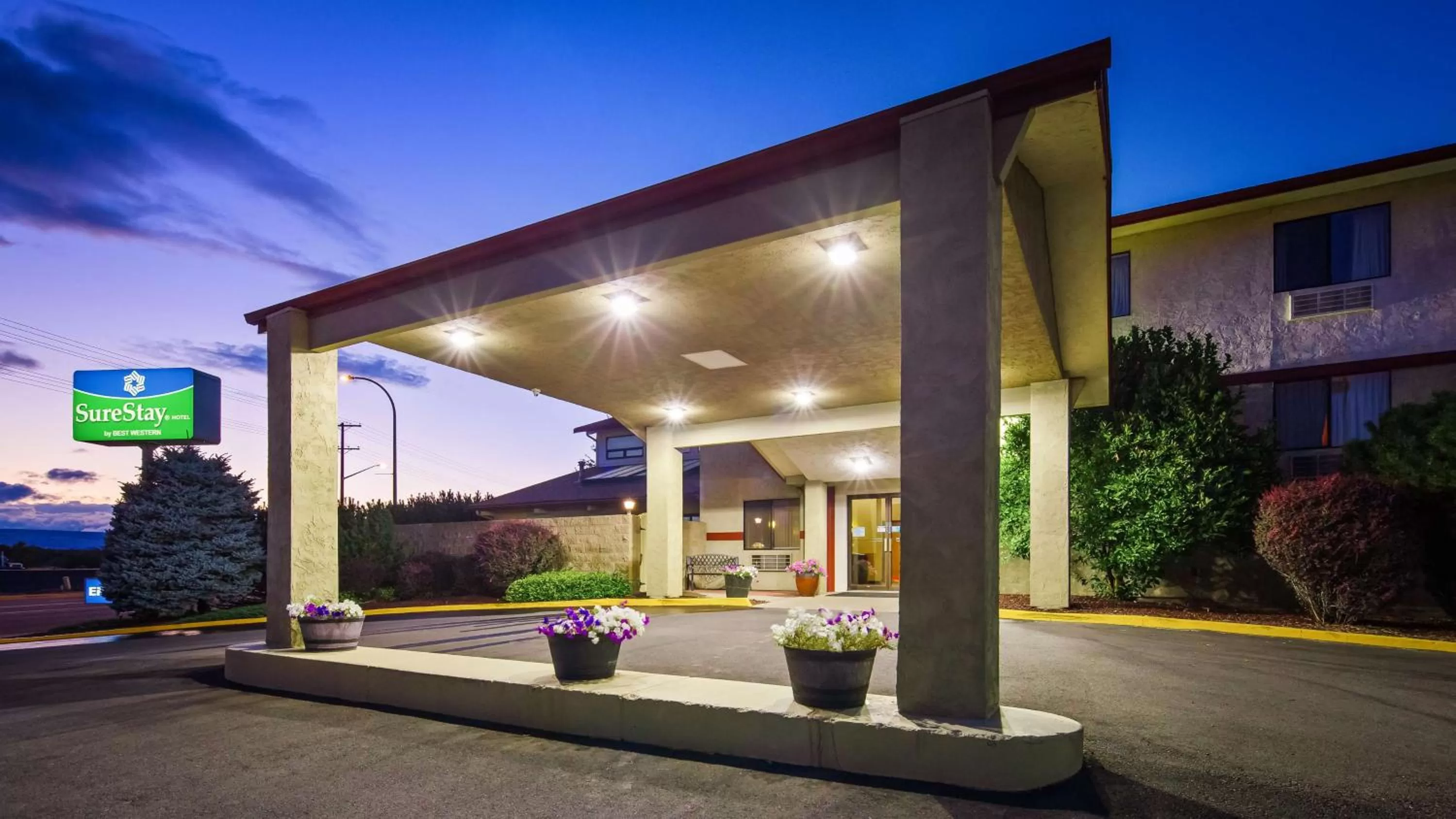 Property building in SureStay Hotel by Best Western Ellensburg