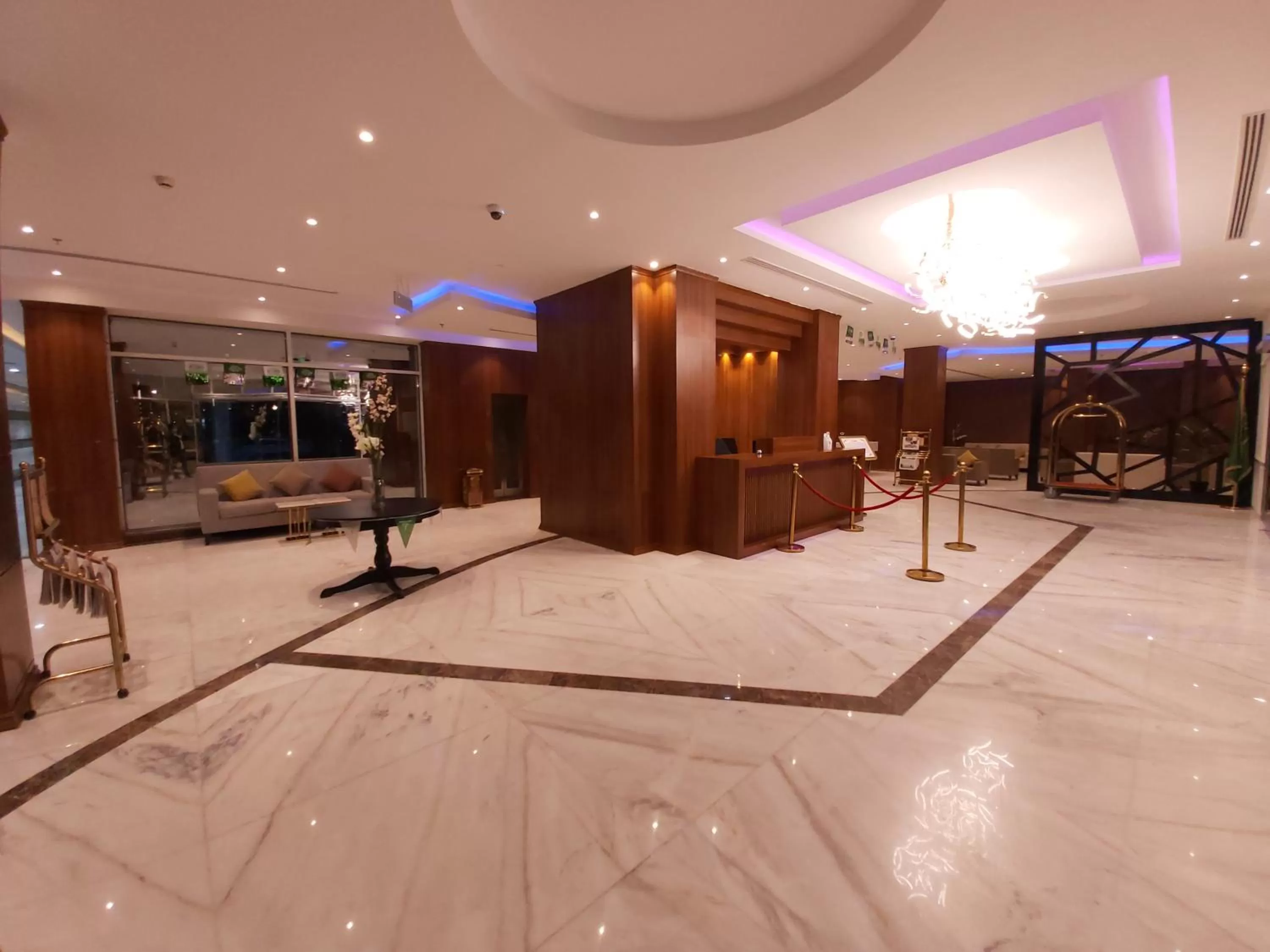 Lobby or reception in Admire Apart' Hotel