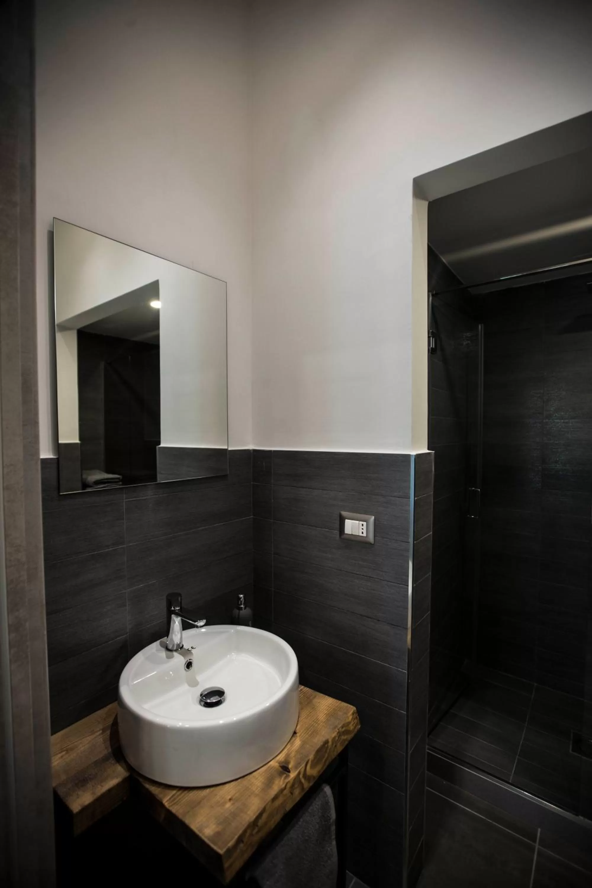 Bathroom in GB Central Station Napoli