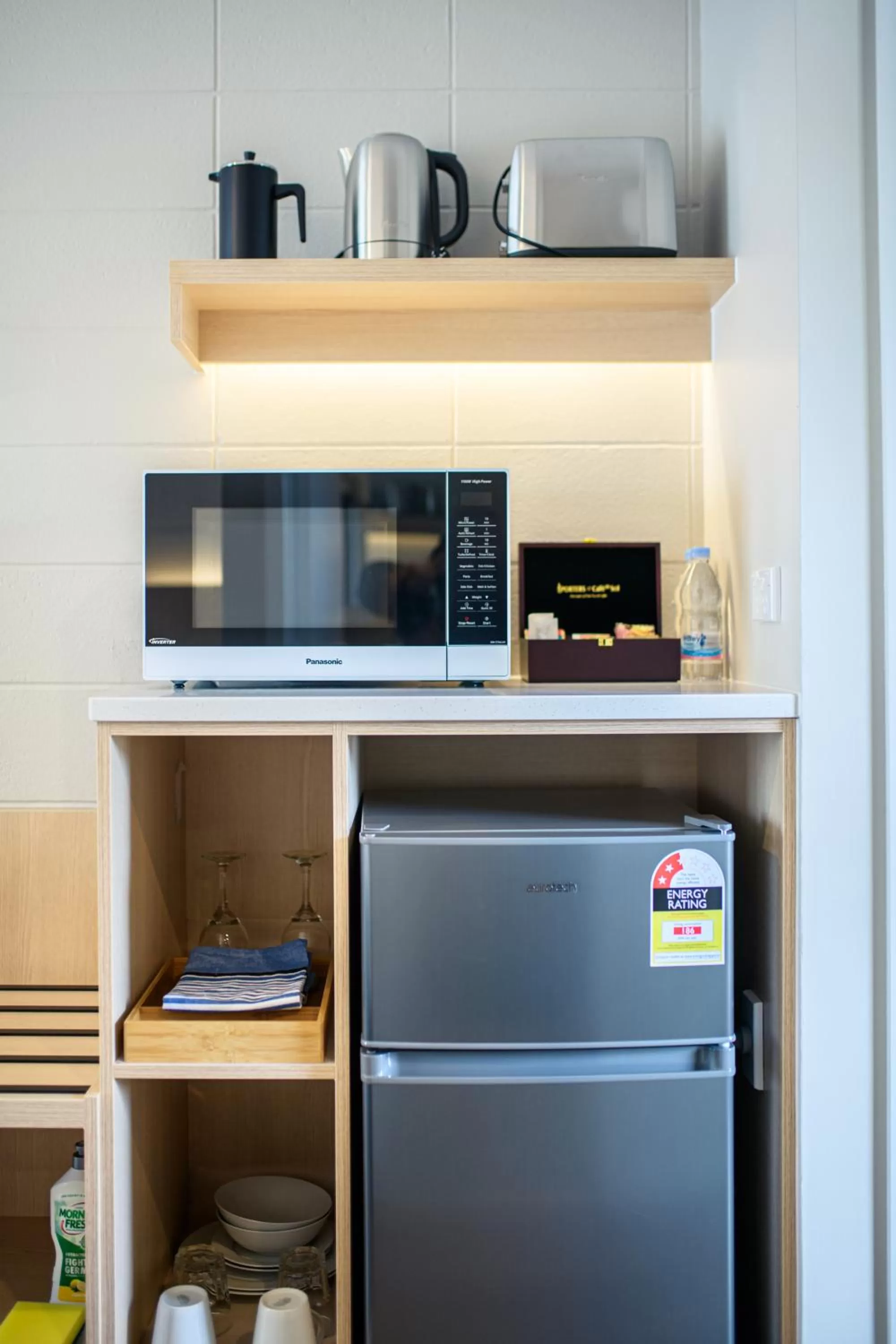 Kitchen or kitchenette in Takapuna International Motor Lodge
