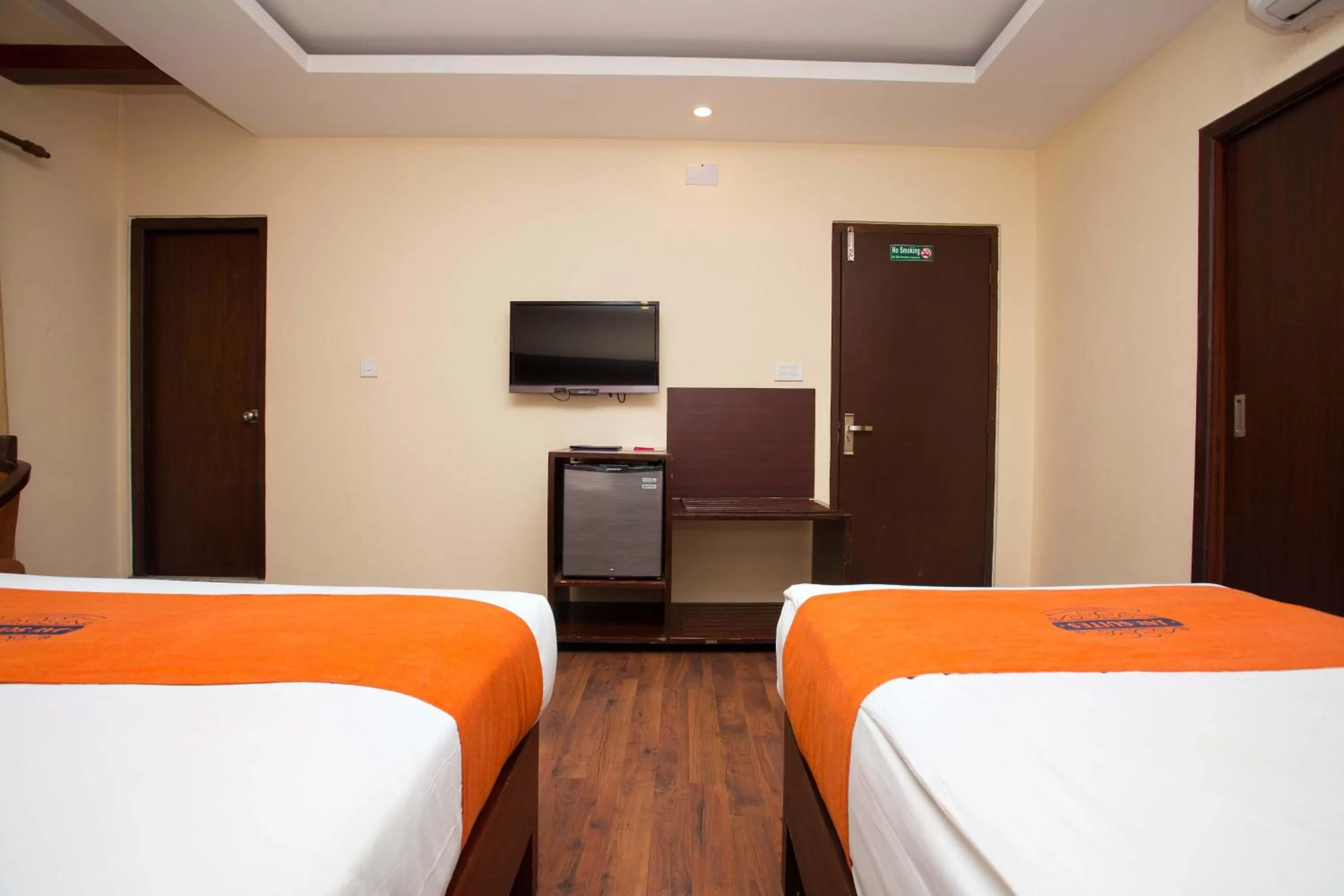 Photo of the whole room, Bed in Hotel Jay Suites