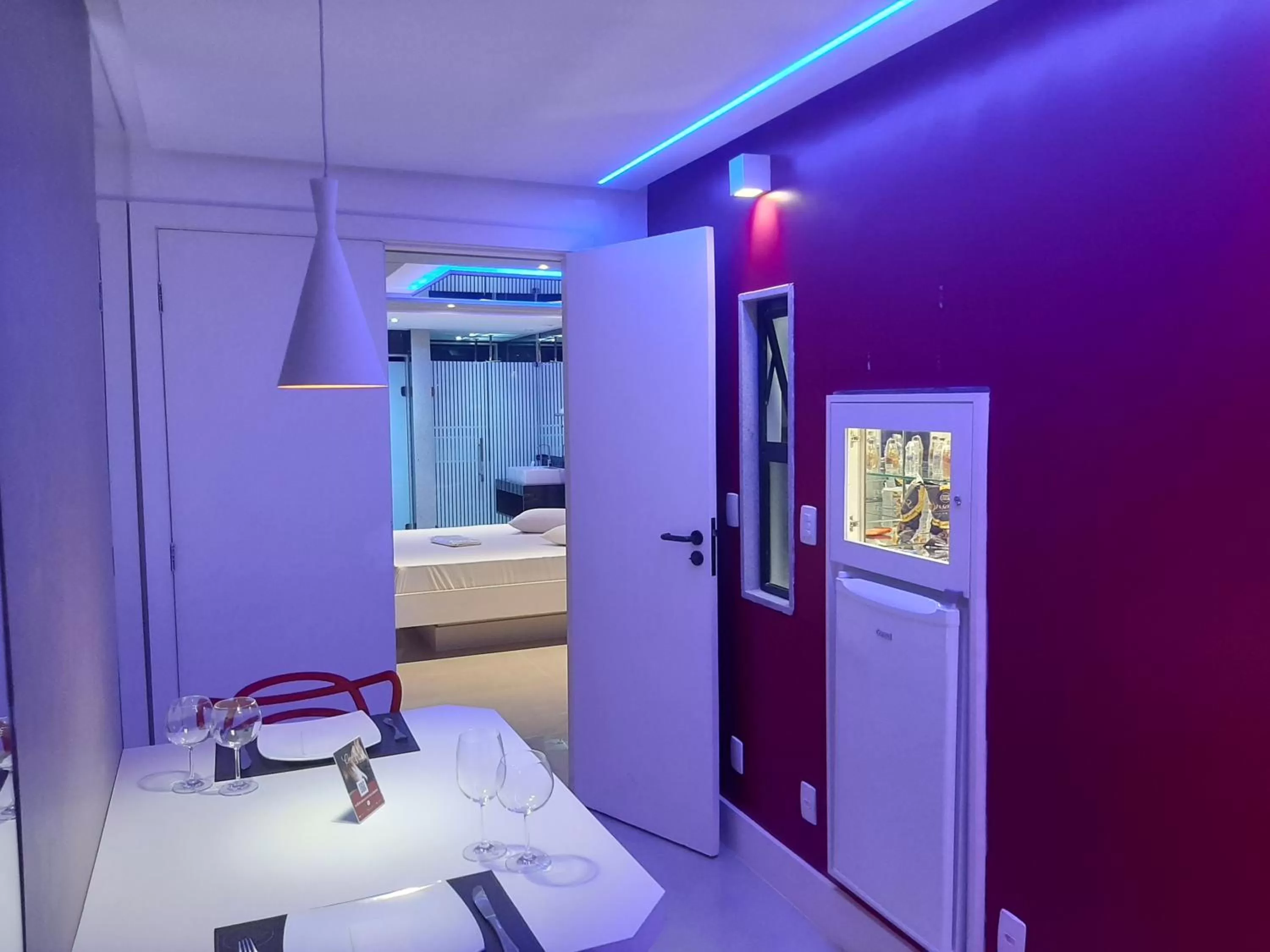 BAMBINA HOTEL -Adultos Somente