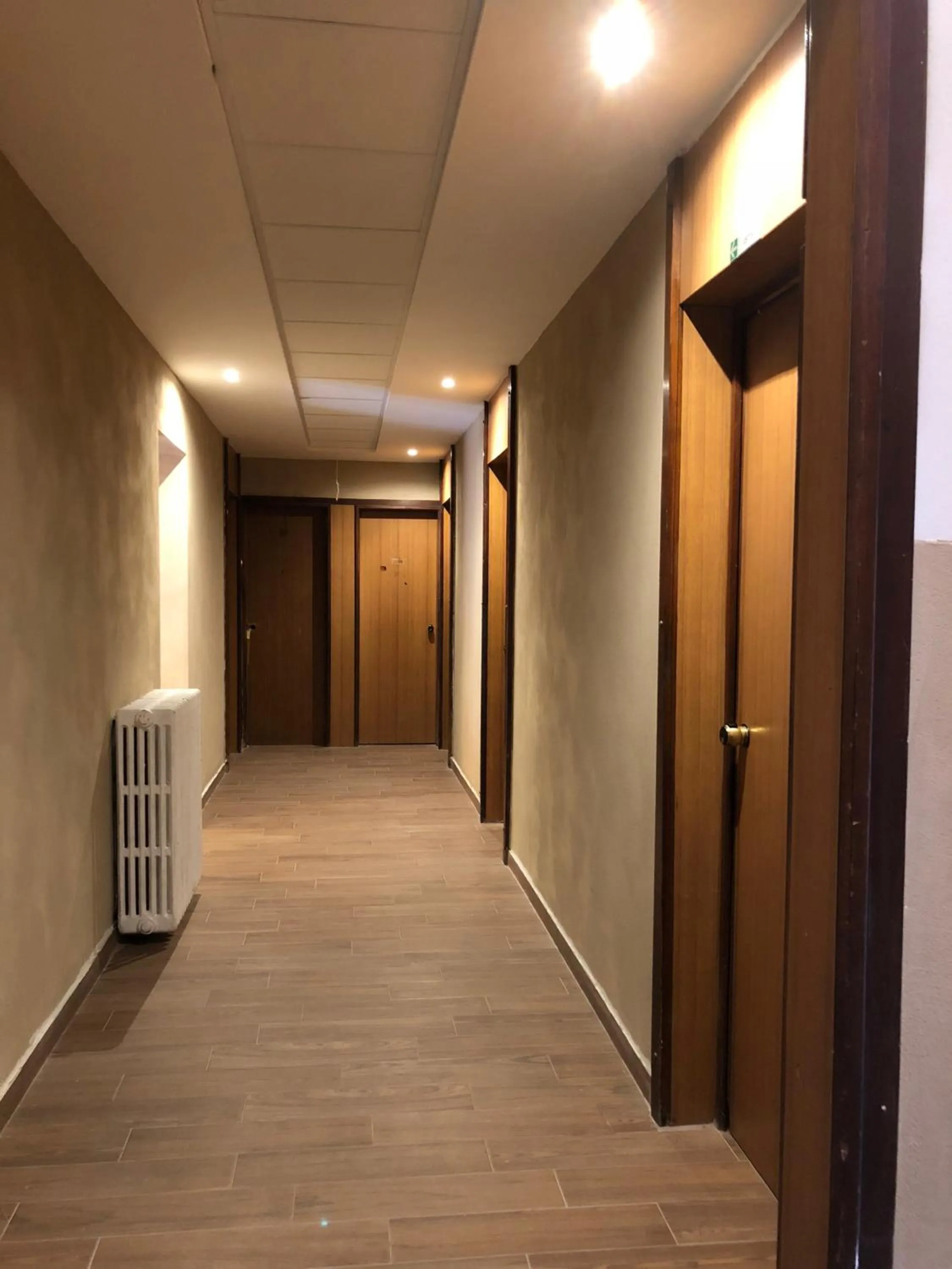 wardrobe in Albergo Corvetto Corso Lodi