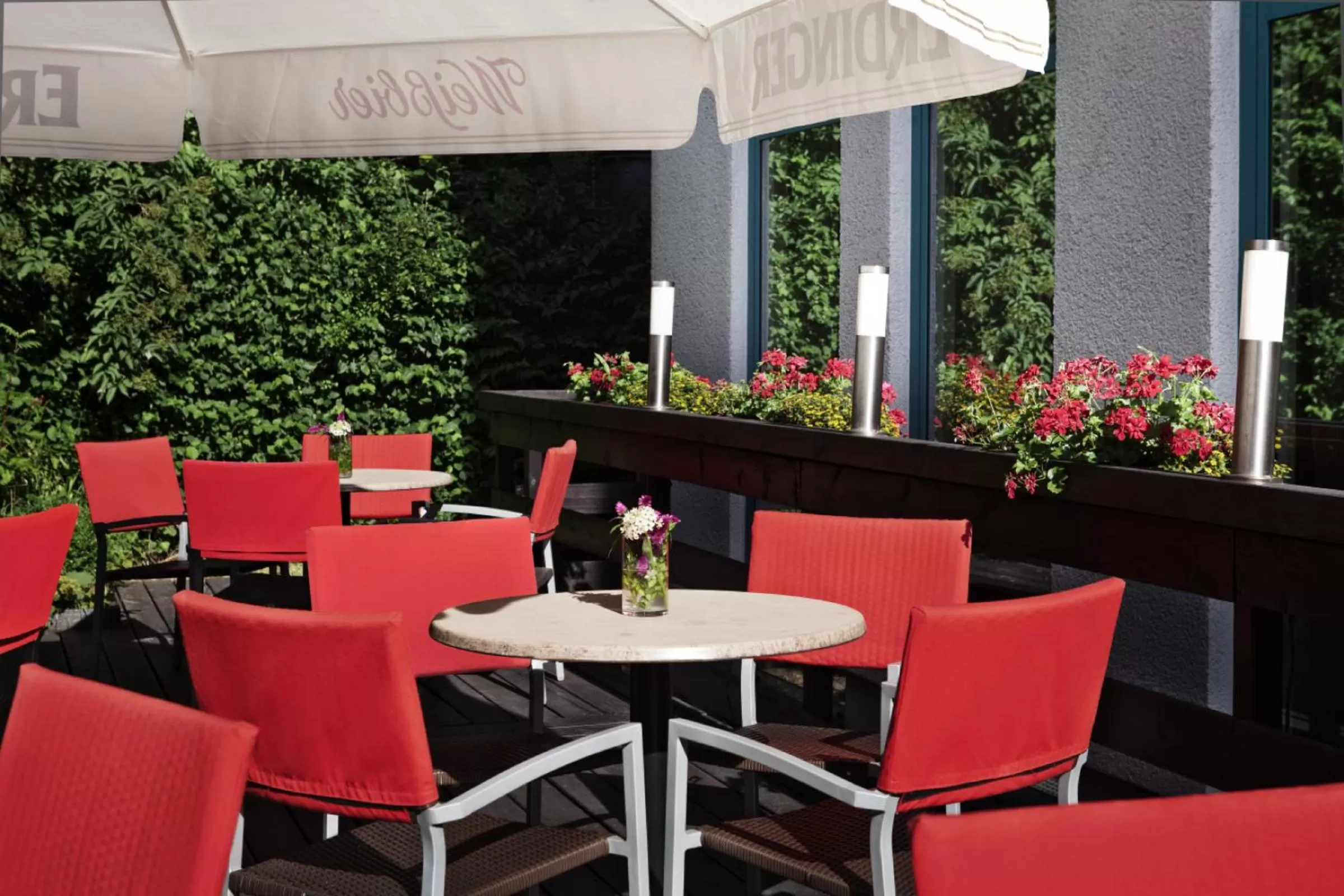 Restaurant/places to eat in IntercityHotel Kassel