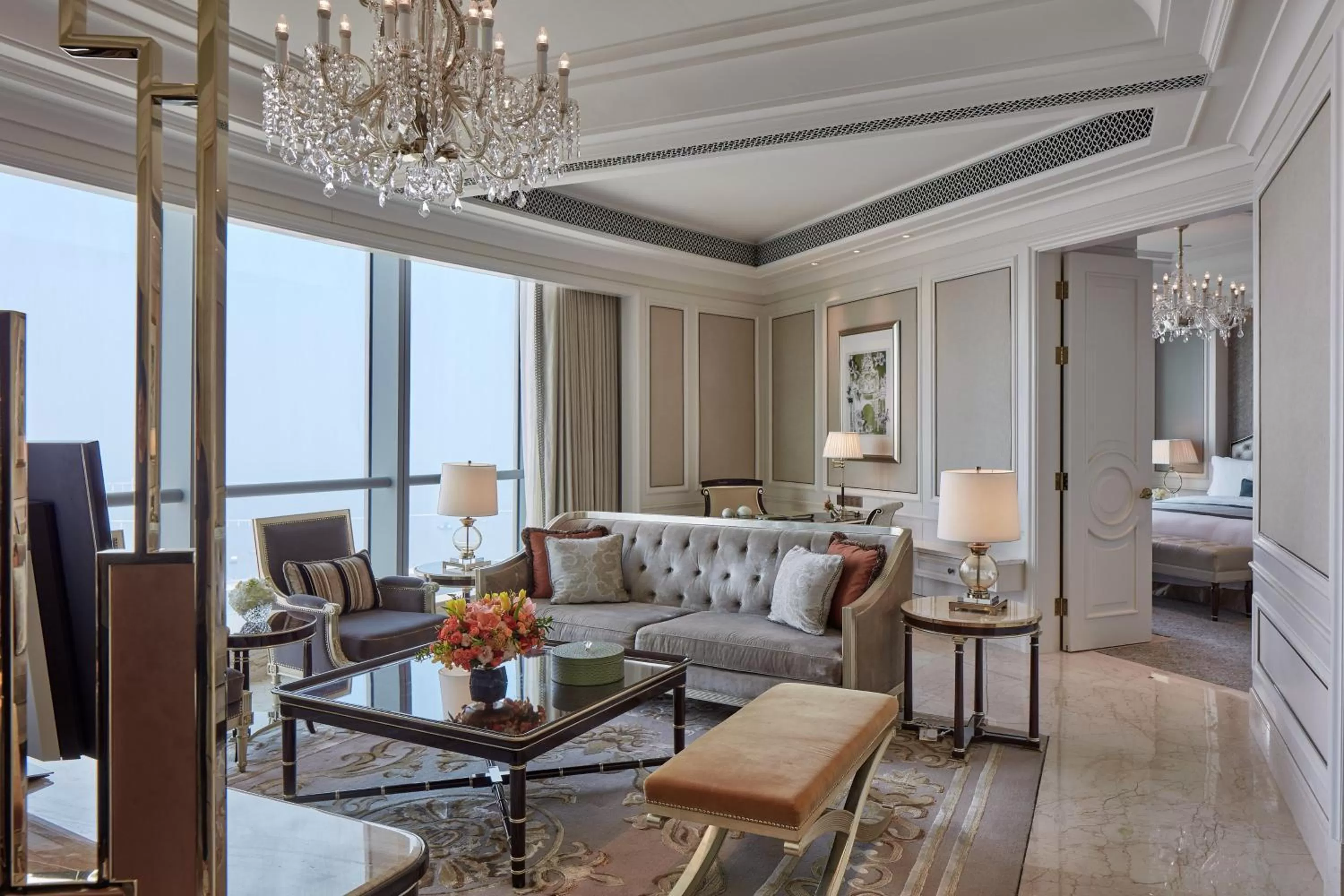 Photo of the whole room in The St. Regis Zhuhai