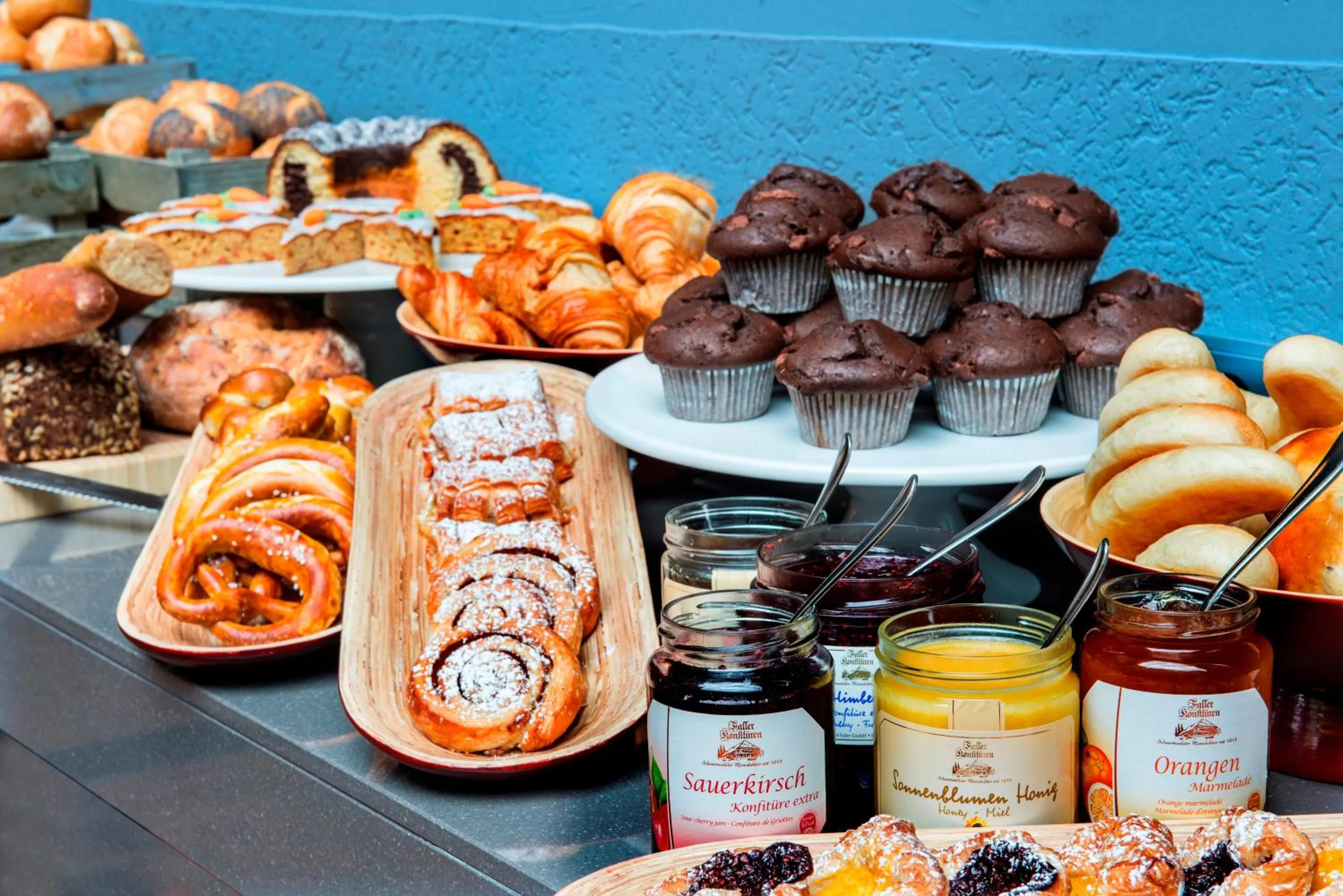 Buffet breakfast in Radisson Blu Hotel Bremen