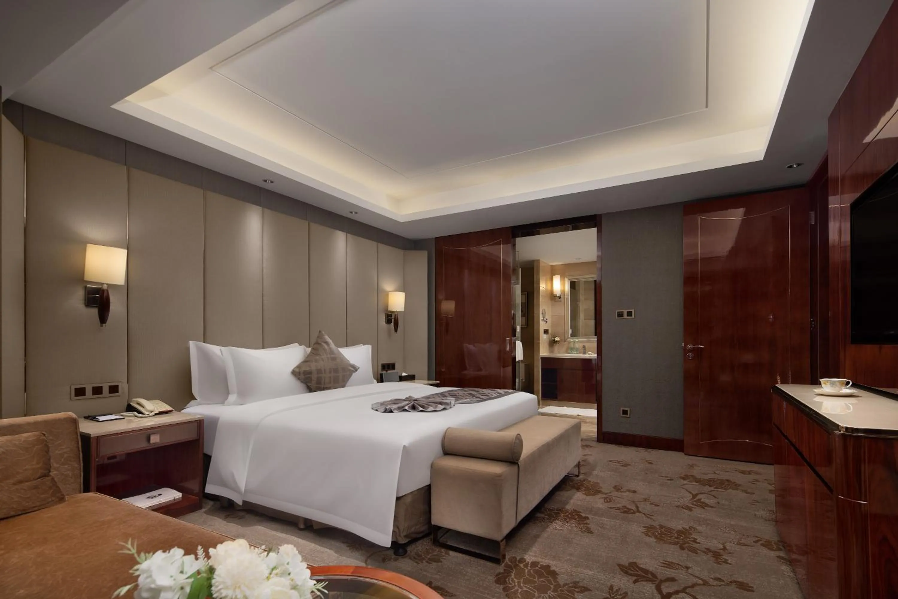 Bedroom in WorldHotel Grand Jiaxing Hunan